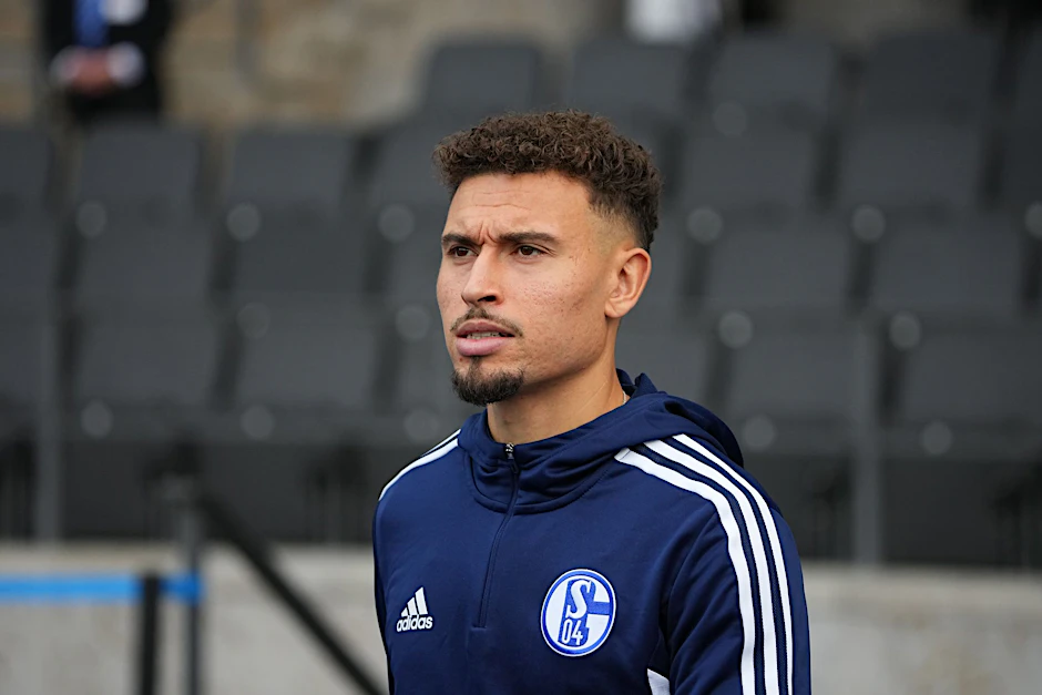 ARCHIV - Konnte beim FC Schalke nicht überzeugen: Jordan Larsson.  entur GmbH/dpa