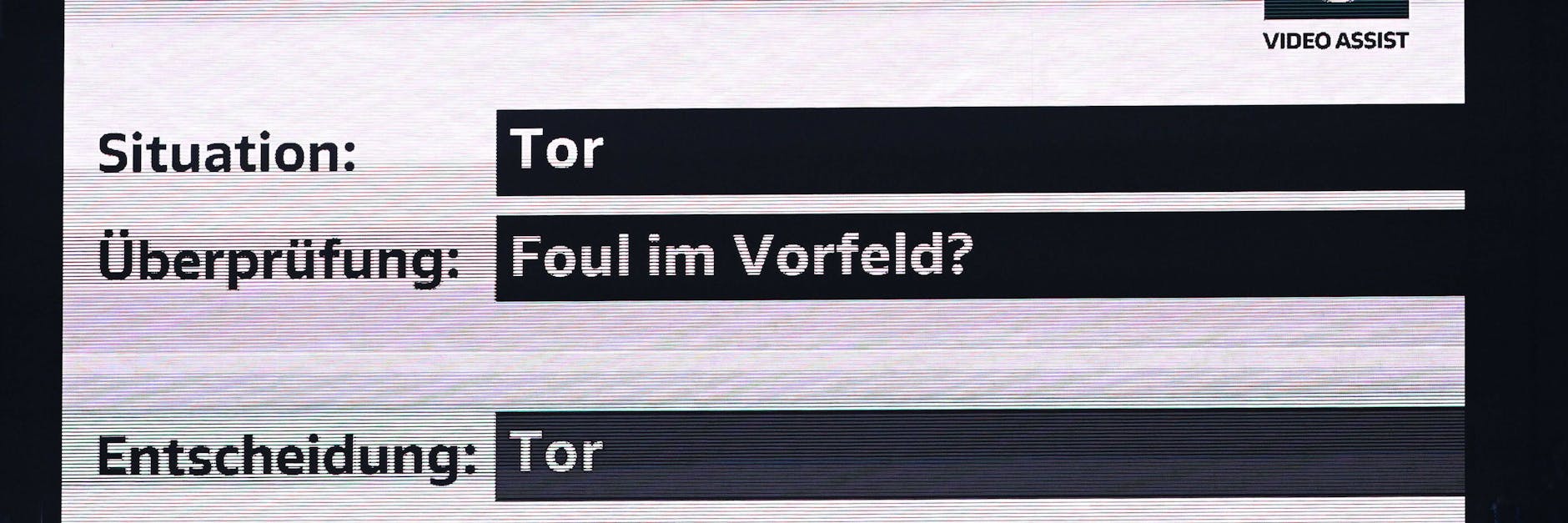 Torüberprüfung im Olympiastadion nach dem 2:0 für den 1. FC Union durch Paul Seguin.