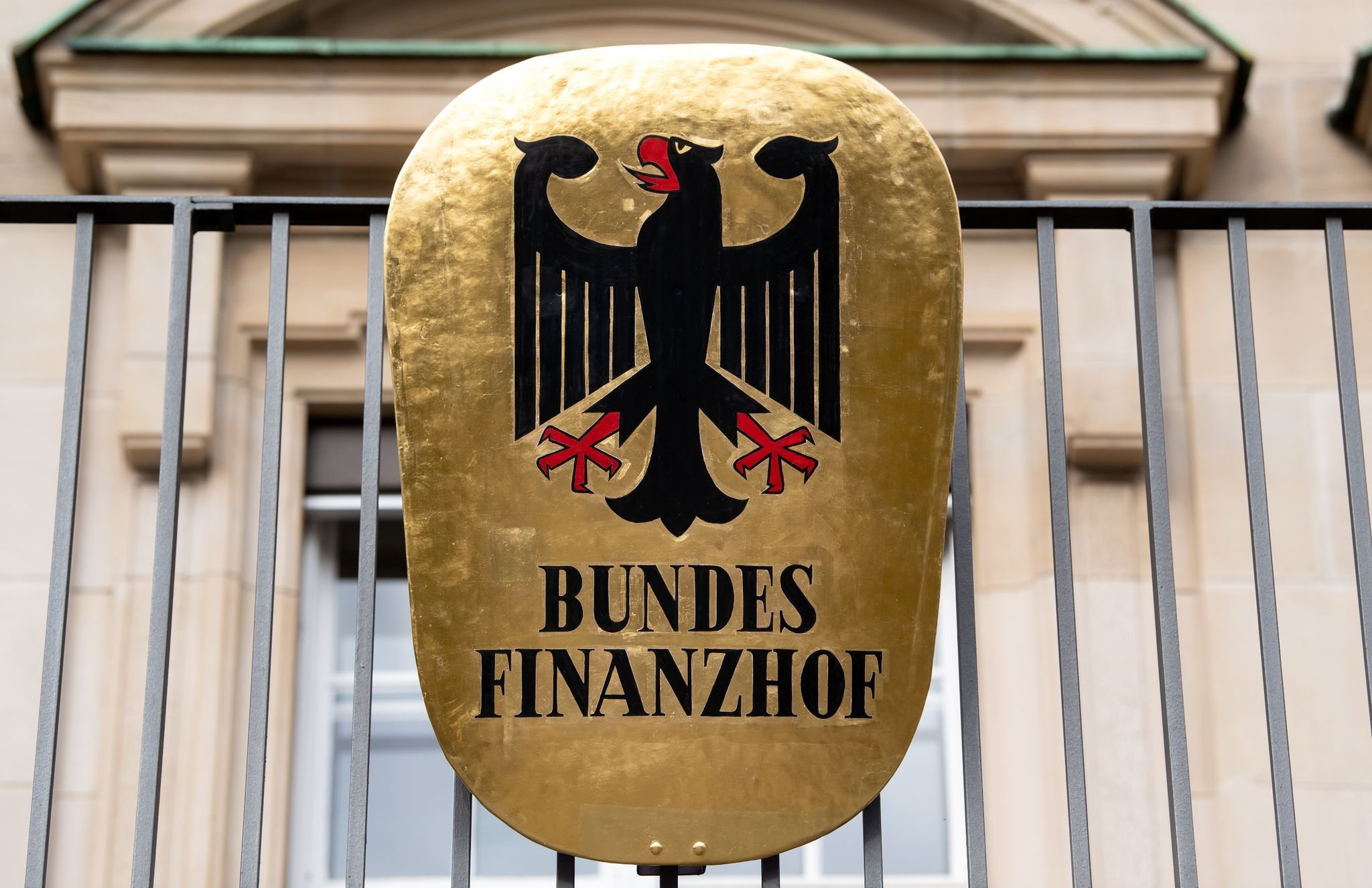 Bundesfinanzhof: Wer Sehr Gut Verdient, Muss Weiter Soli Zahlen