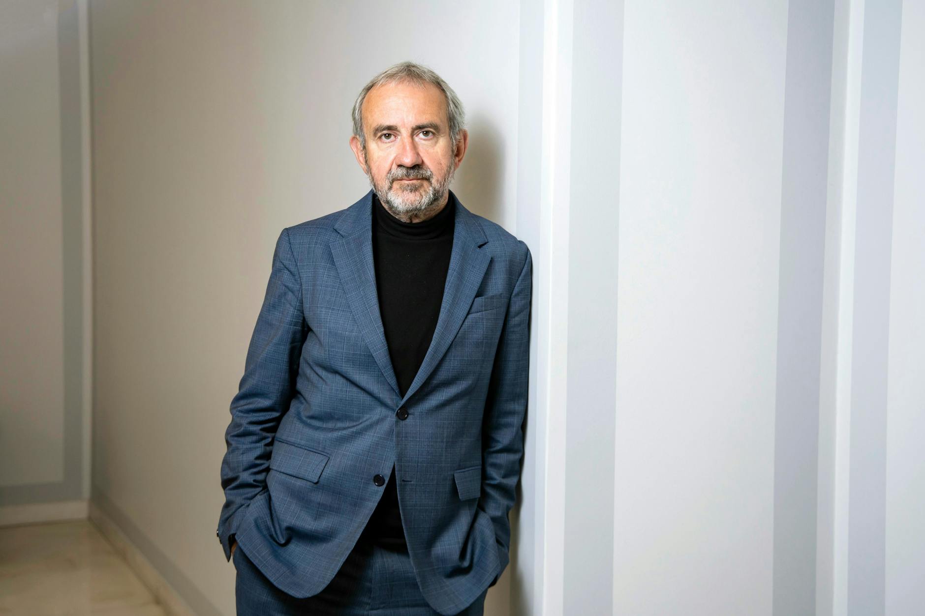 Hermann Parzinger im Foyer der Villa von der Heydt, der Zentrale der Stiftung Preußischer Kulturbesitz in Berlin