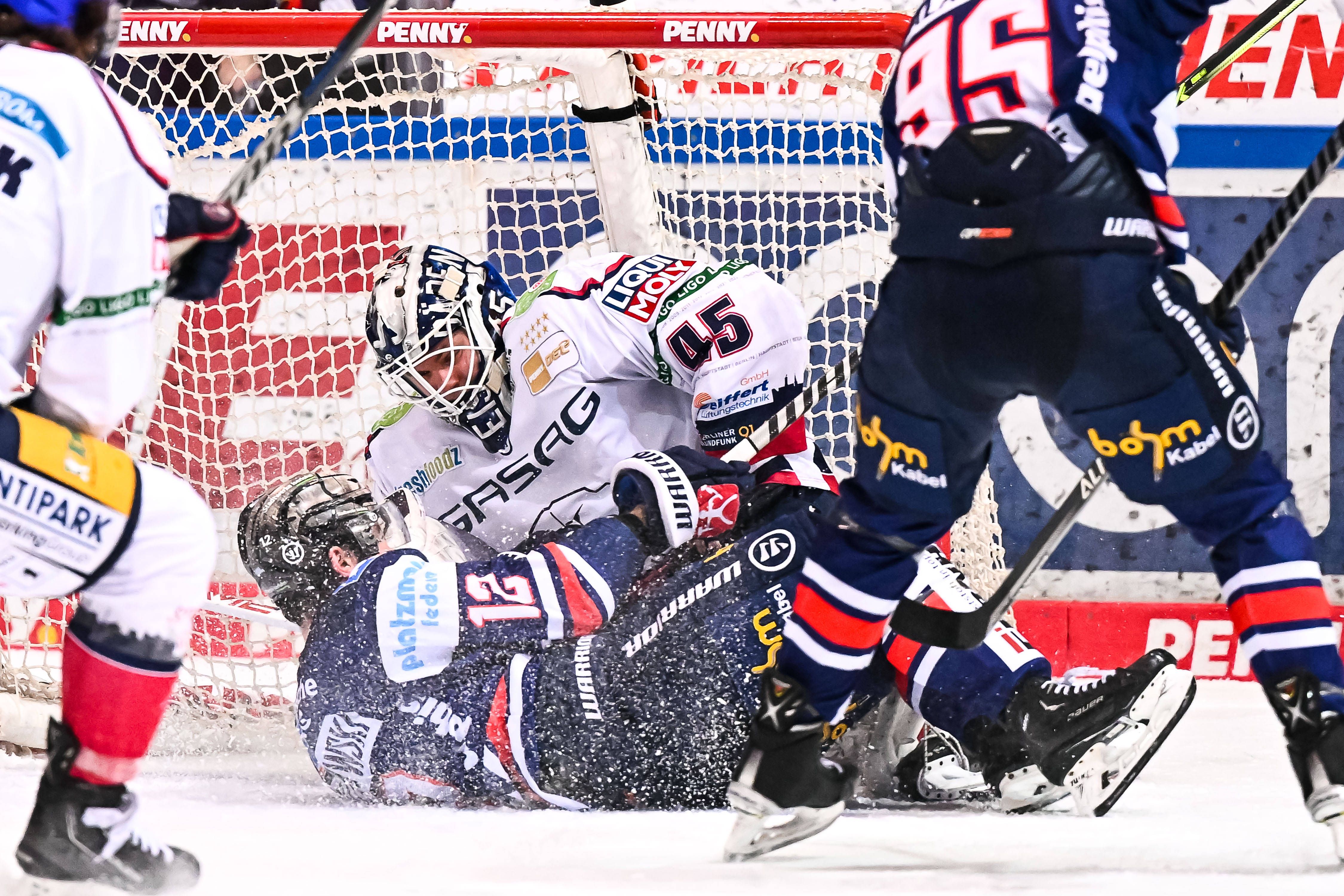 Image - Kapitän Frank Hördler warnt Eisbären Berlin: „Jetzt in ein Loch zu fallen, wäre katastrophal“