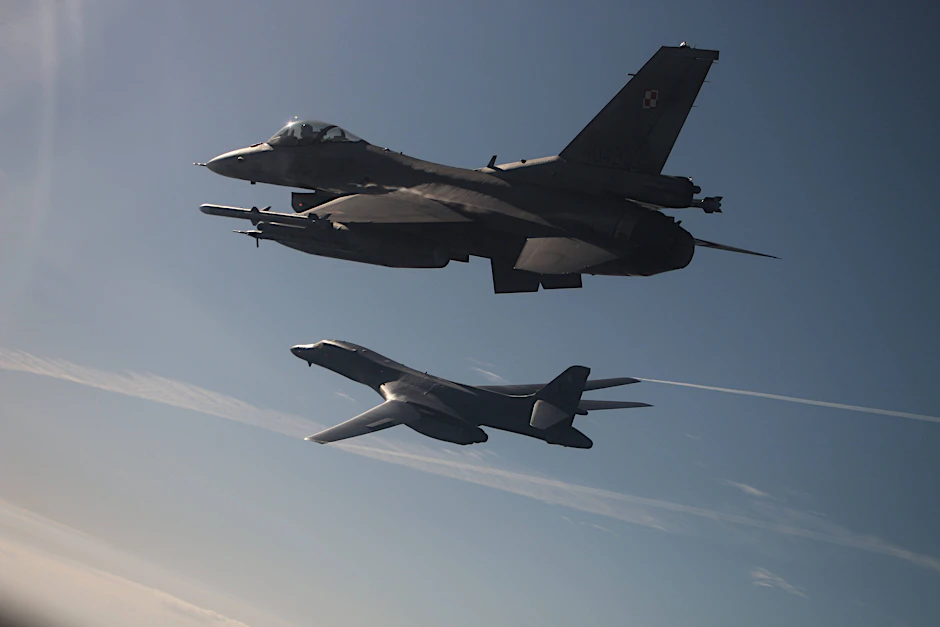 Polnische Kampfjets vom Typ F-16