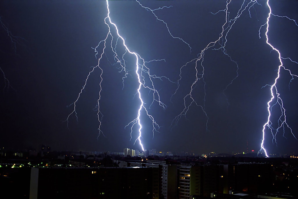 Wetterwarnung: Gewitter und Sturmböen fegen über Berlin