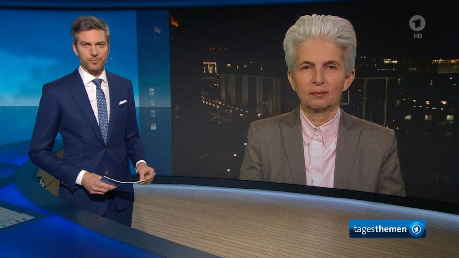 Wer grillt hier wen? Marie-Agnes Stack-Zimmermann und Ingo Zamperoni in den ARD-„Tagesthemen“.