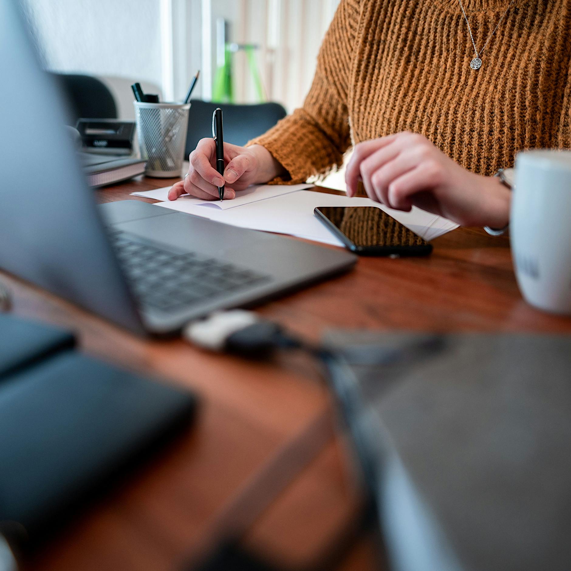 Profit statt Weltrettung: Wie das umstrittene Sprachmodell ChatGPT entstand