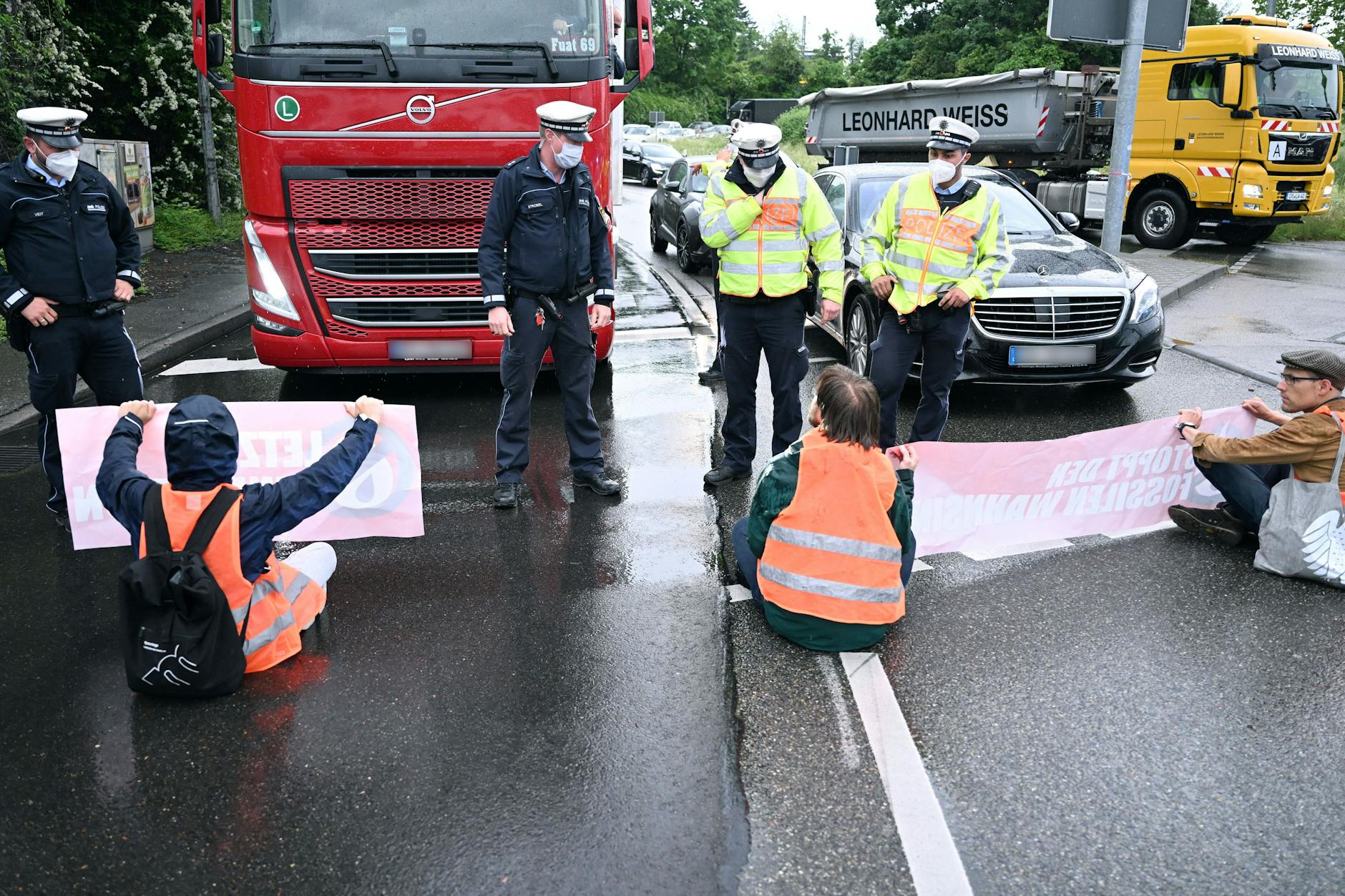 Ein Protestaktion der Letzten Generation in Stuttgart im vergangenen Jahr