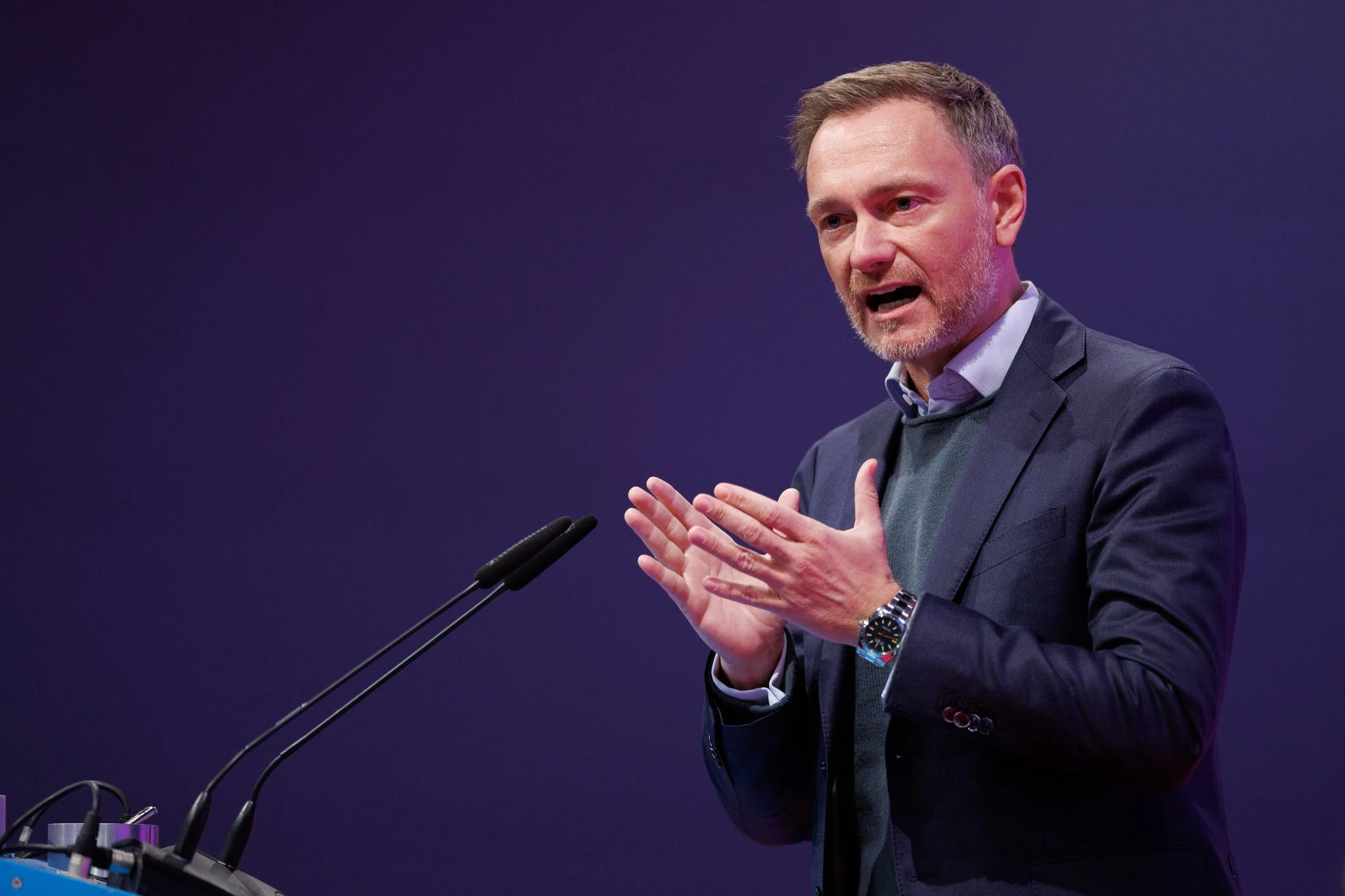 Hält nichts von einer Rückkehr zur Wehrpflicht: FDP-Chef Christian Lindner.  