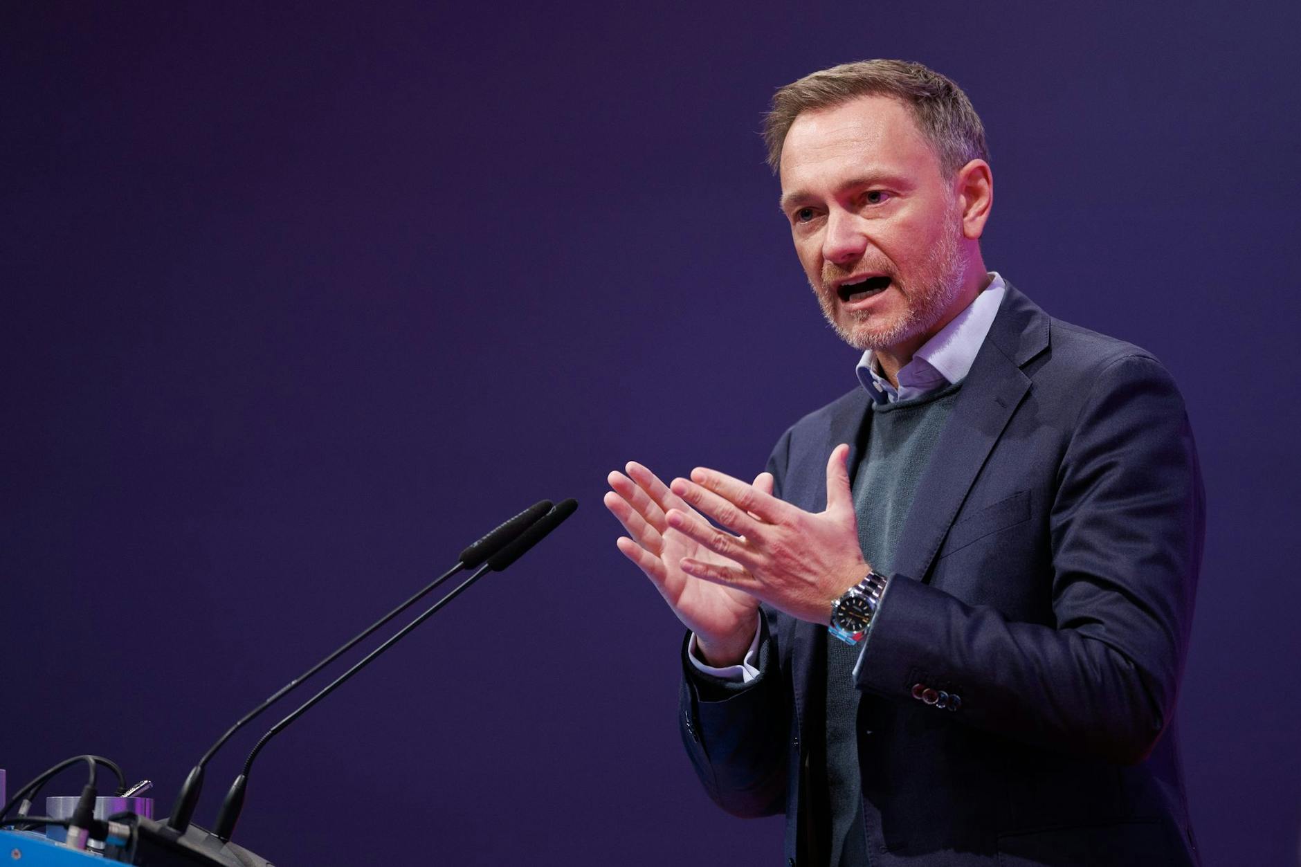 Hält nichts von einer Rückkehr zur Wehrpflicht: FDP-Chef Christian Lindner.