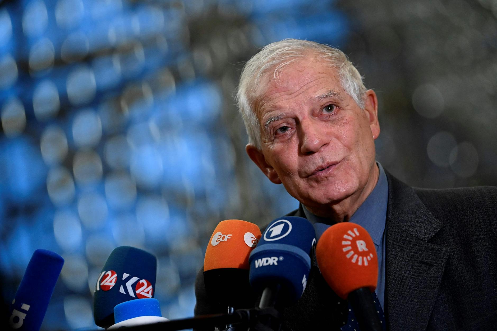 Der EU-Außenbeauftragte Josep Borrell hält eine Lieferung von Kampfflugzeugen an die Ukraine für möglich. 