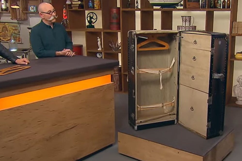 Lässt sich so ein alter Koffer noch unter die Leute bringen?