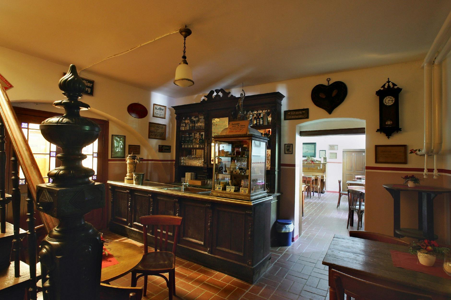 Blick in die Zillekneipe im Gründerzeitmuseum: Bis 1951 gehörte sie zur legendären Mulackritze in Mitte.