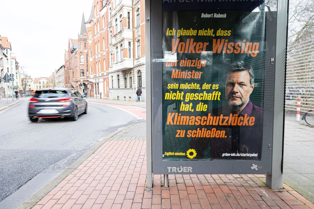 Polizei ermittelt wegen gefälschter Grünen-Plakate