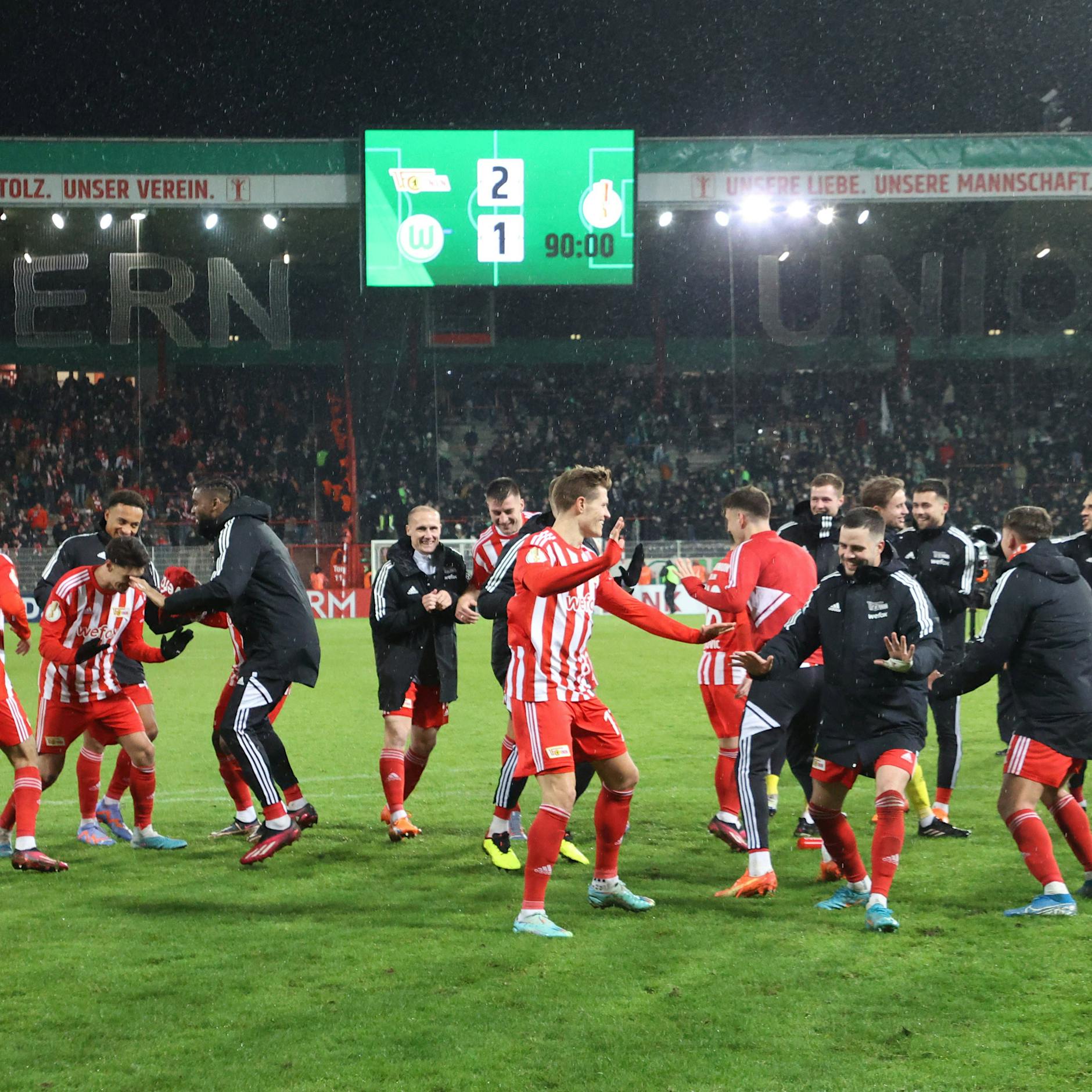 Hey, 1. FC Union: Stürme hinaus, in der Ligaspitze bist du zu Haus