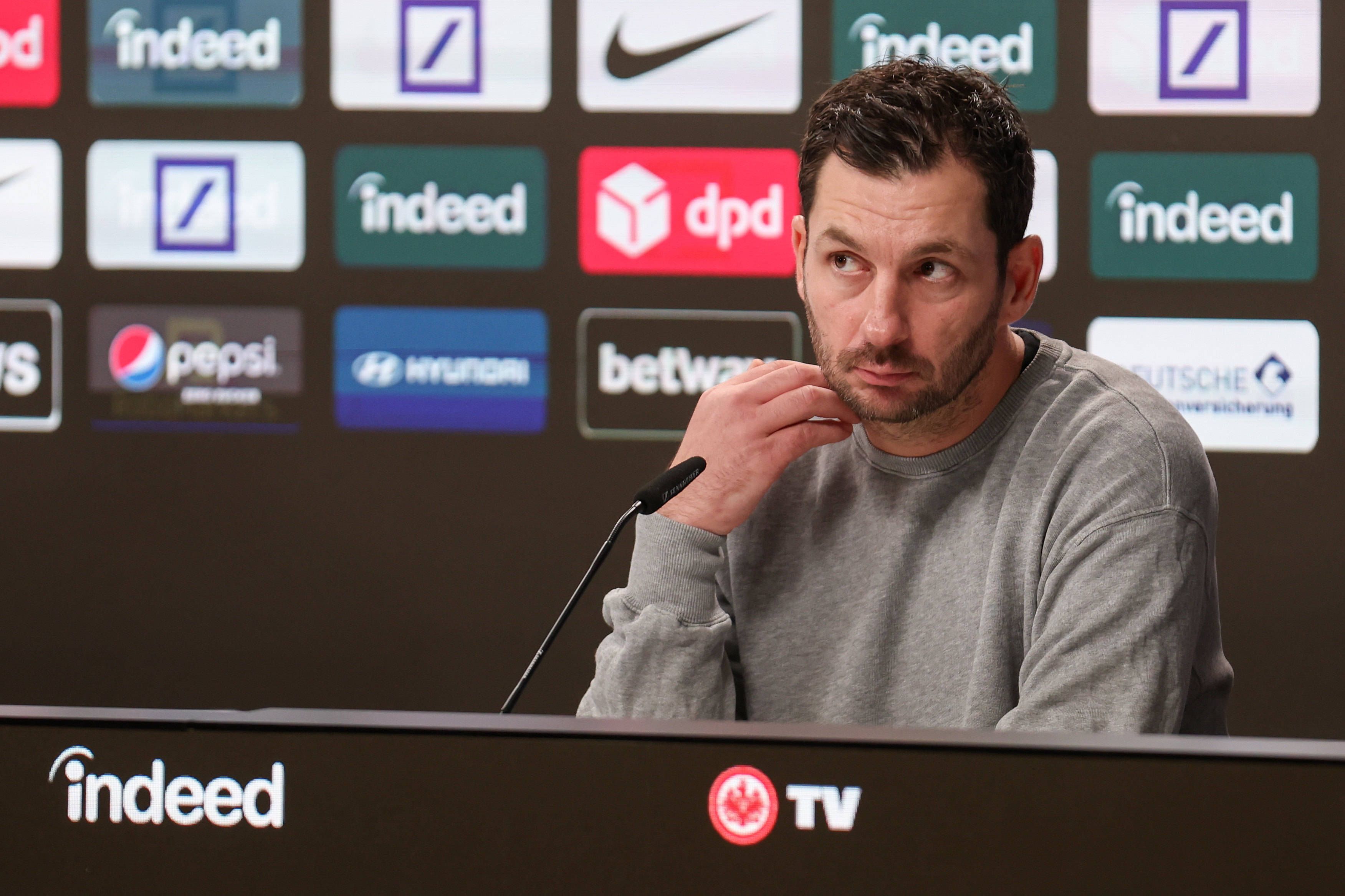 Image - Wie lange hält die Jobgarantie? Hertha-Trainer Sandro Schwarz: „Wir haben zu wenig Punkte, alles andere müssen andere beantworten“