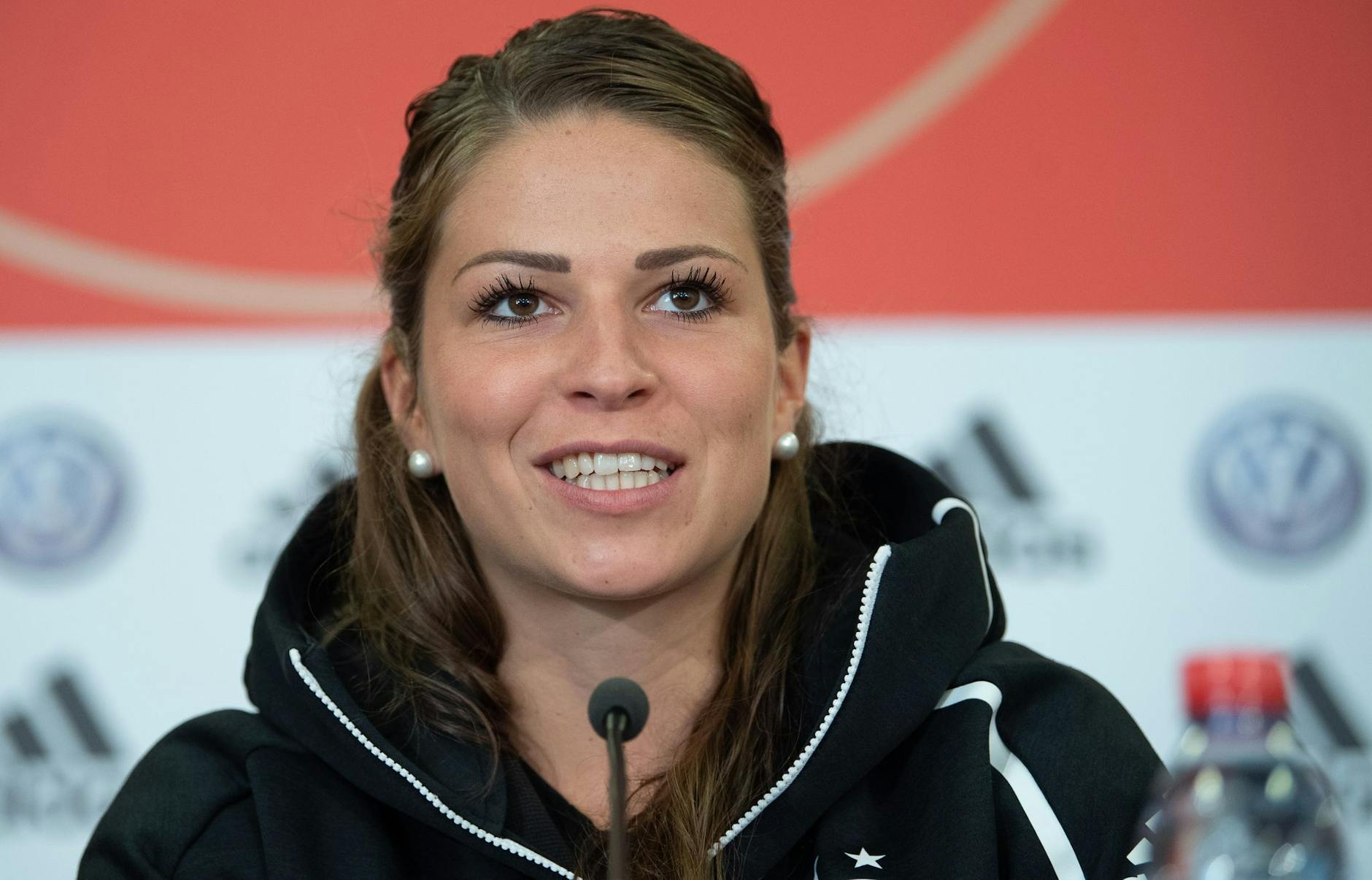 ARCHIV - Melanie Leupolz steht beim FC Chelsea unter Vertrag.