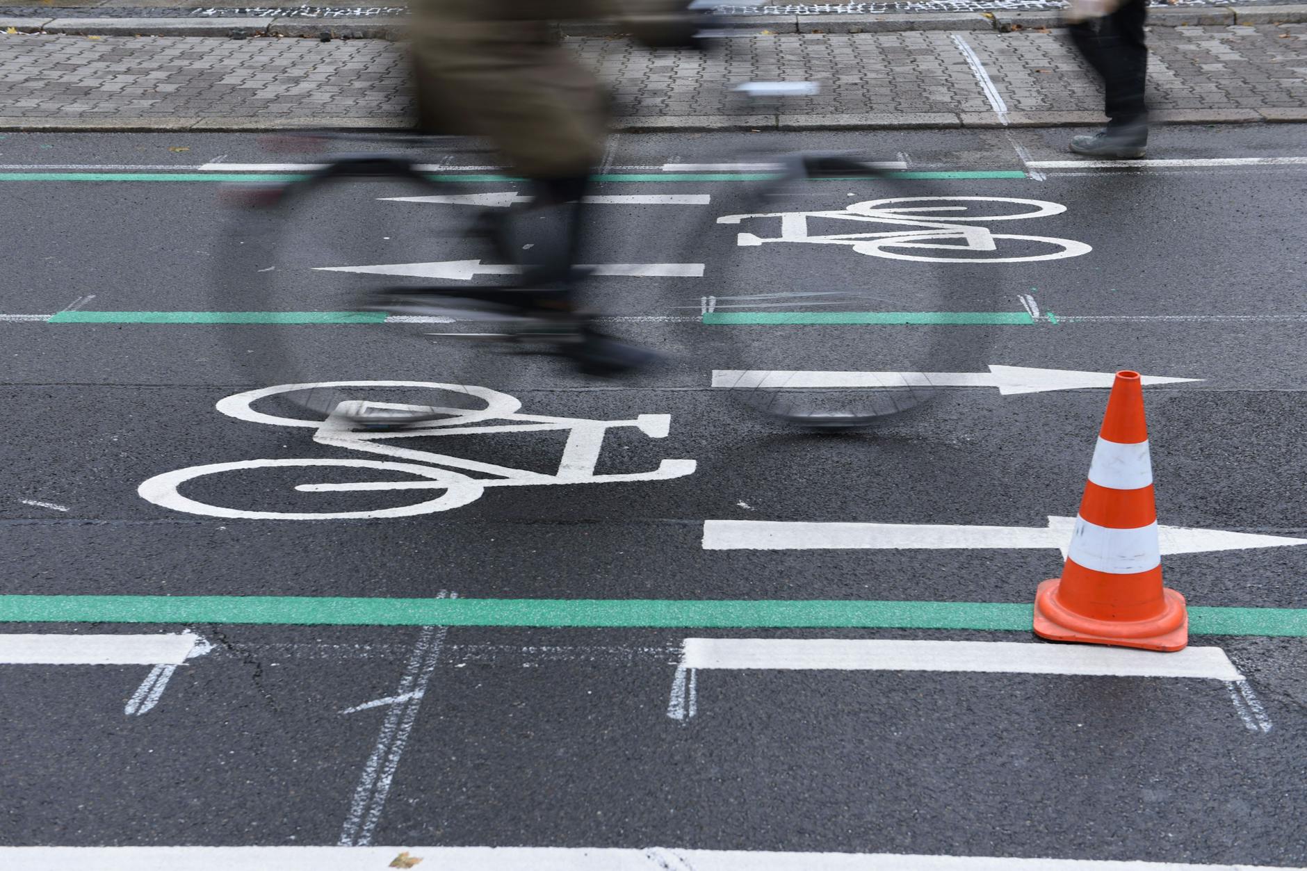 Die neue Fahrradstraße in der Charlottenstraße ist fertig.