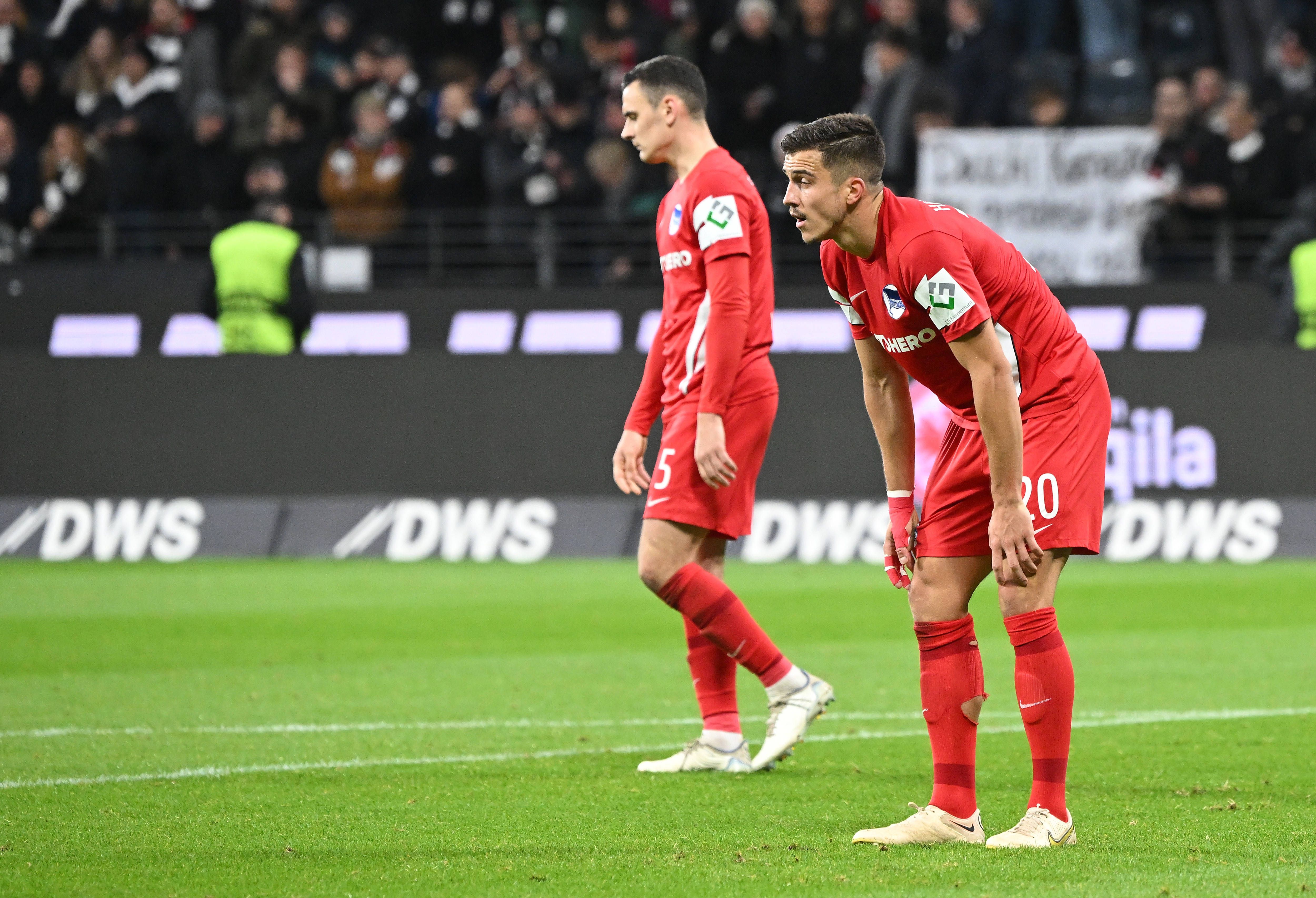 Hertha BSC: Hilfe, Fredi Bobic hat die Abwehr geschrumpft – zehn Zentimeter fehlen im Abstiegskampf!