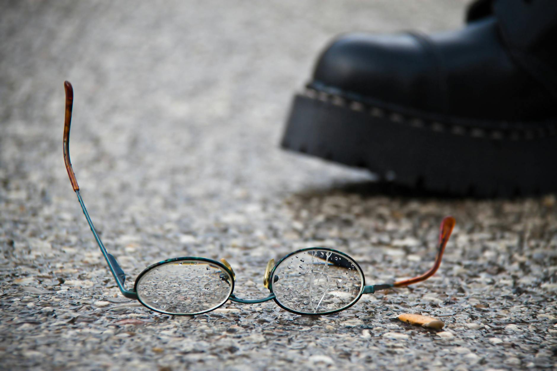 Symbolbild für Nazi, Skinheads und Rechtsradikalismus McPBBO McPBBO
Symbol image for Nazi Skinheads and Right-Wing