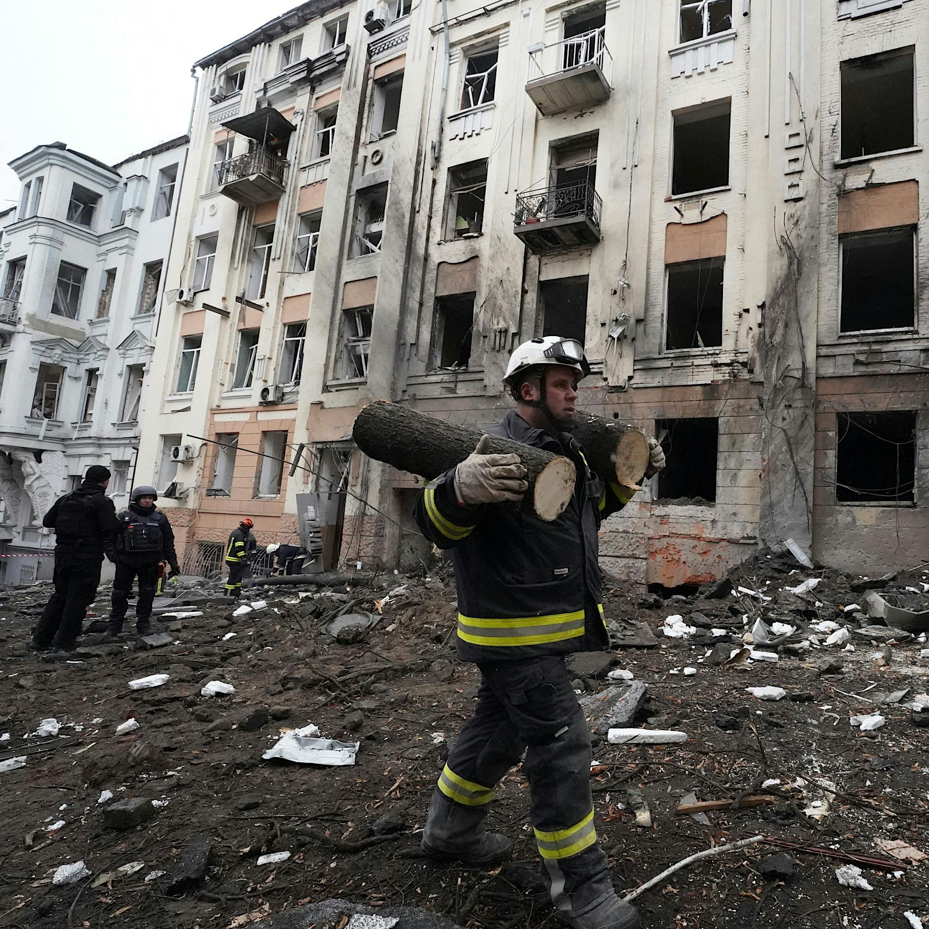 Ukraine: Universität und Wohnhaus in Charkiw von russischen Raketen getroffen