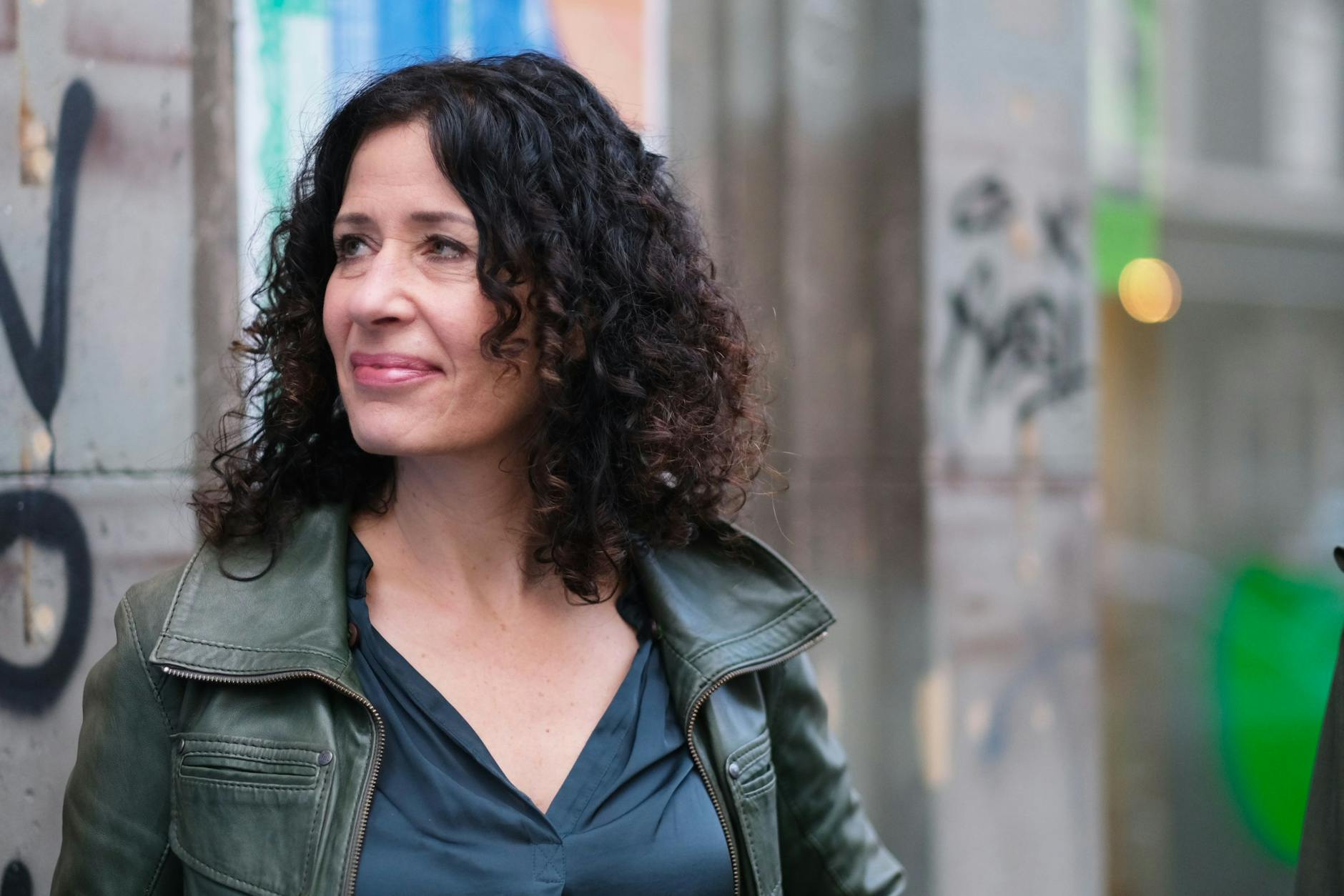 Bettina Jarasch während einer Wahlkampfveranstaltung in der Markthalle Neun in Kreuzberg