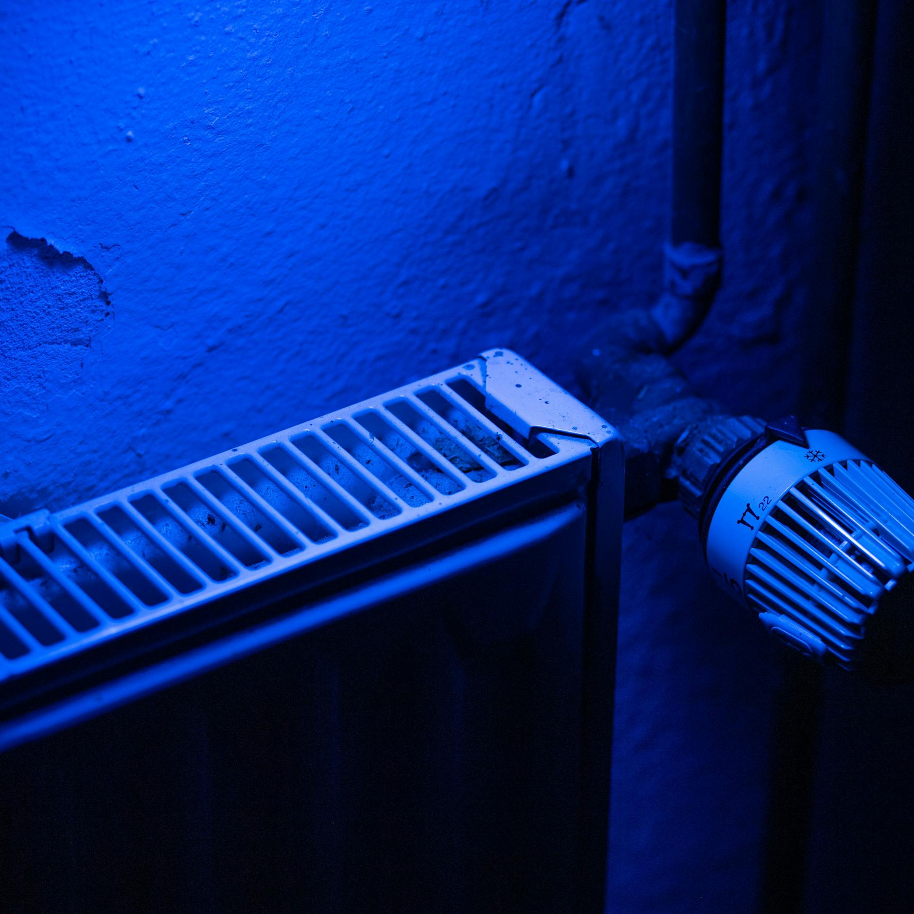 Nicht am falschen Ende sparen: Wer nicht heizt, riskiert Versicherungsgelder