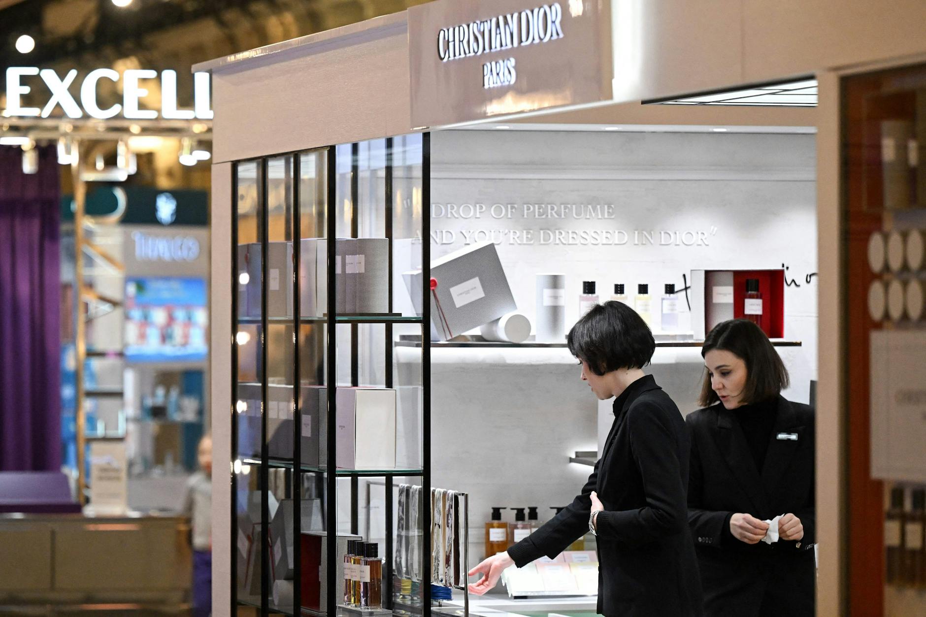 Der Trend zum De-Influencing geht in den sozialen Netzwerken durch die Decke. 