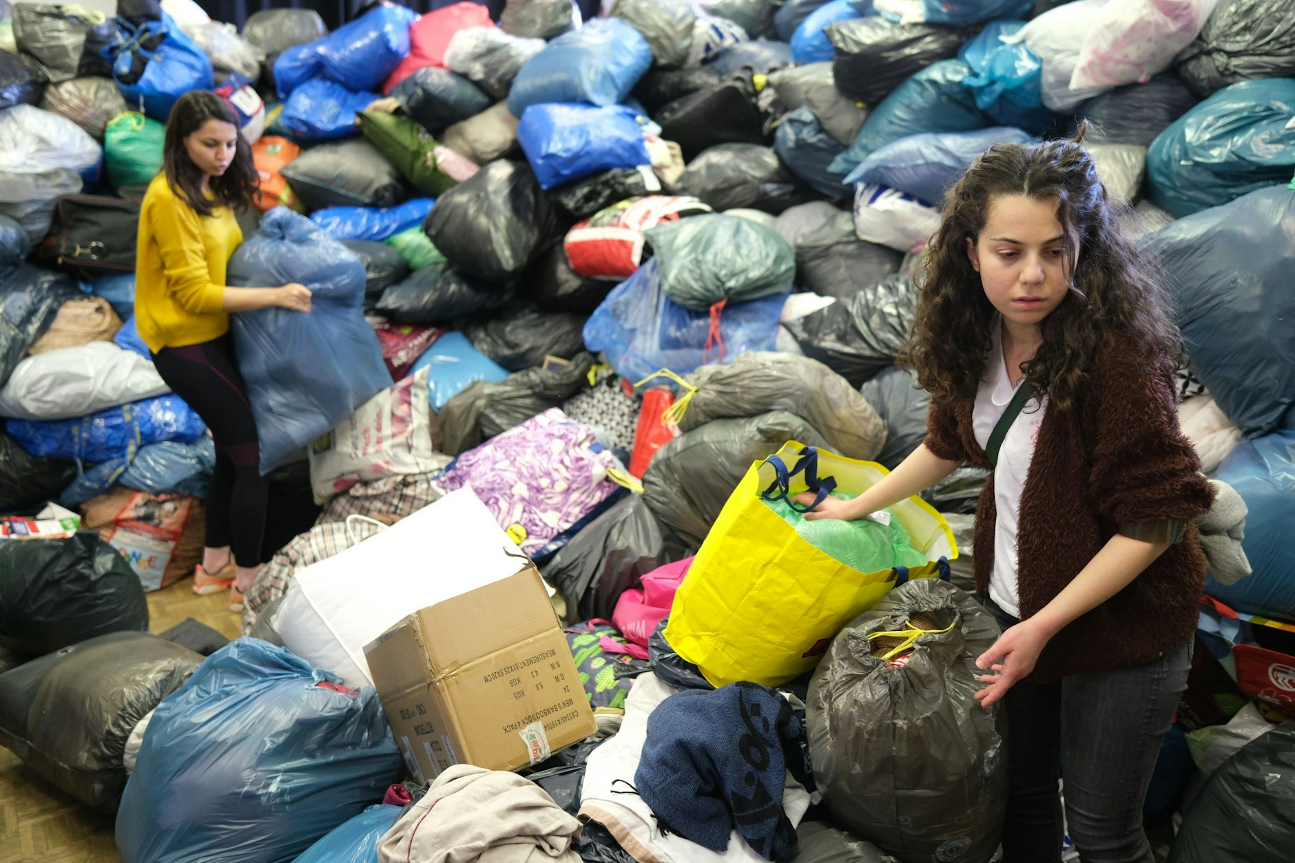 Wo kann man für die Türkei Kleidung Spenden?