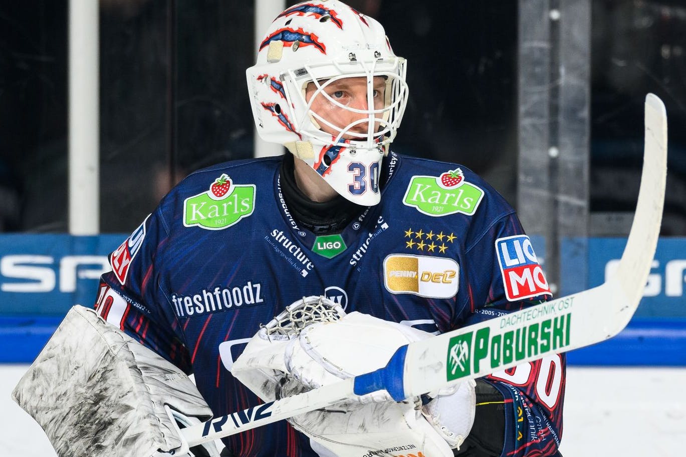 Eisbären-Torwart Juho Markkanen hat im Laufe der Saison an Sicherheit gewonnen. 