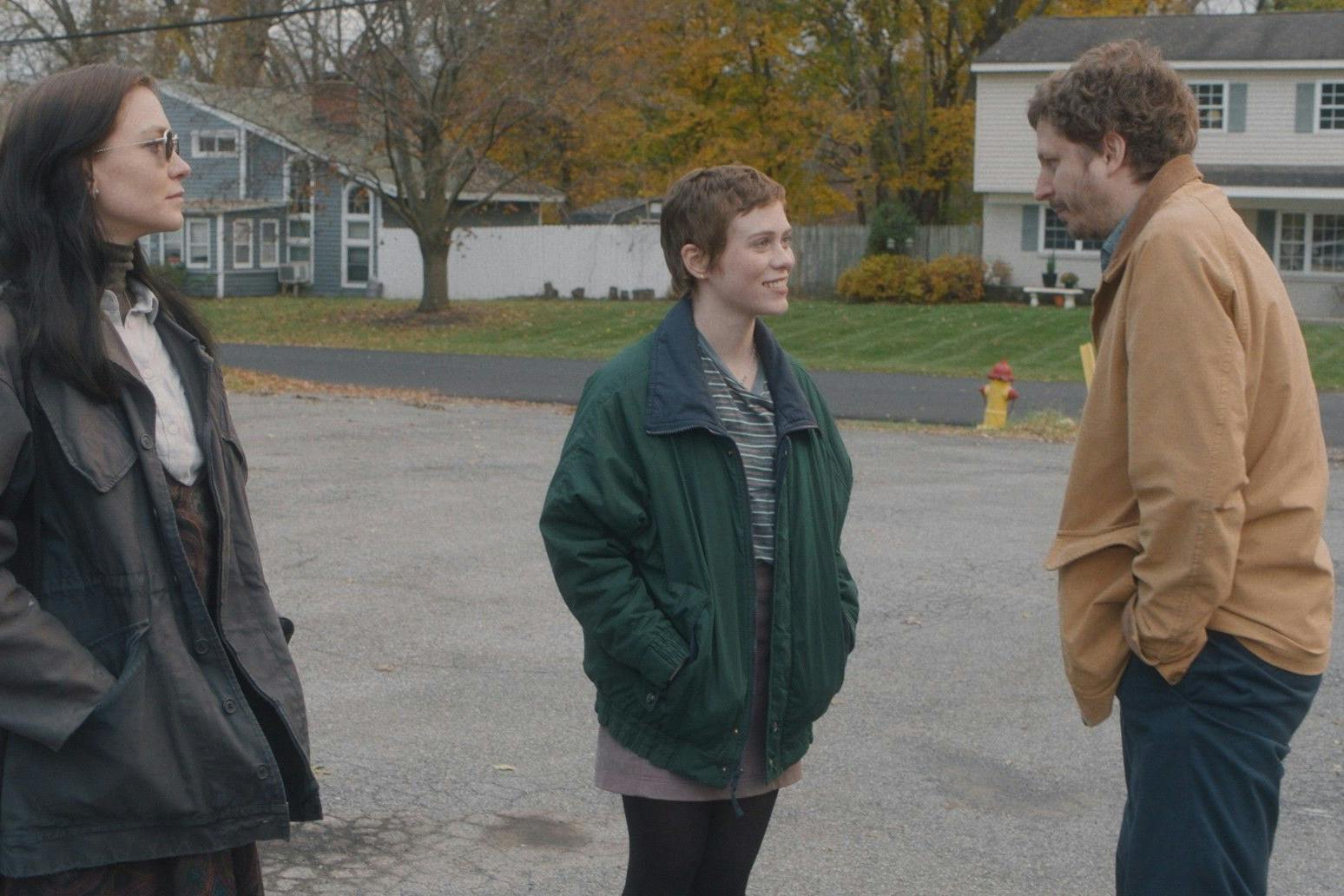 Haben sich auseinandergelebt: die Geschwister Rachel (Hannah Gross), Maggie (Sophia Lillis) und Eric (Michael Cera).