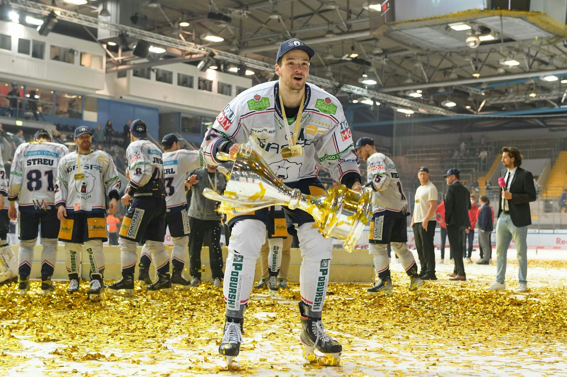 Im vergangenen Mai feierte Kai Wissmann mit den Eisbären noch den Meistertitel in der DEL. Danach wagte er den Sprung in die NHL.
