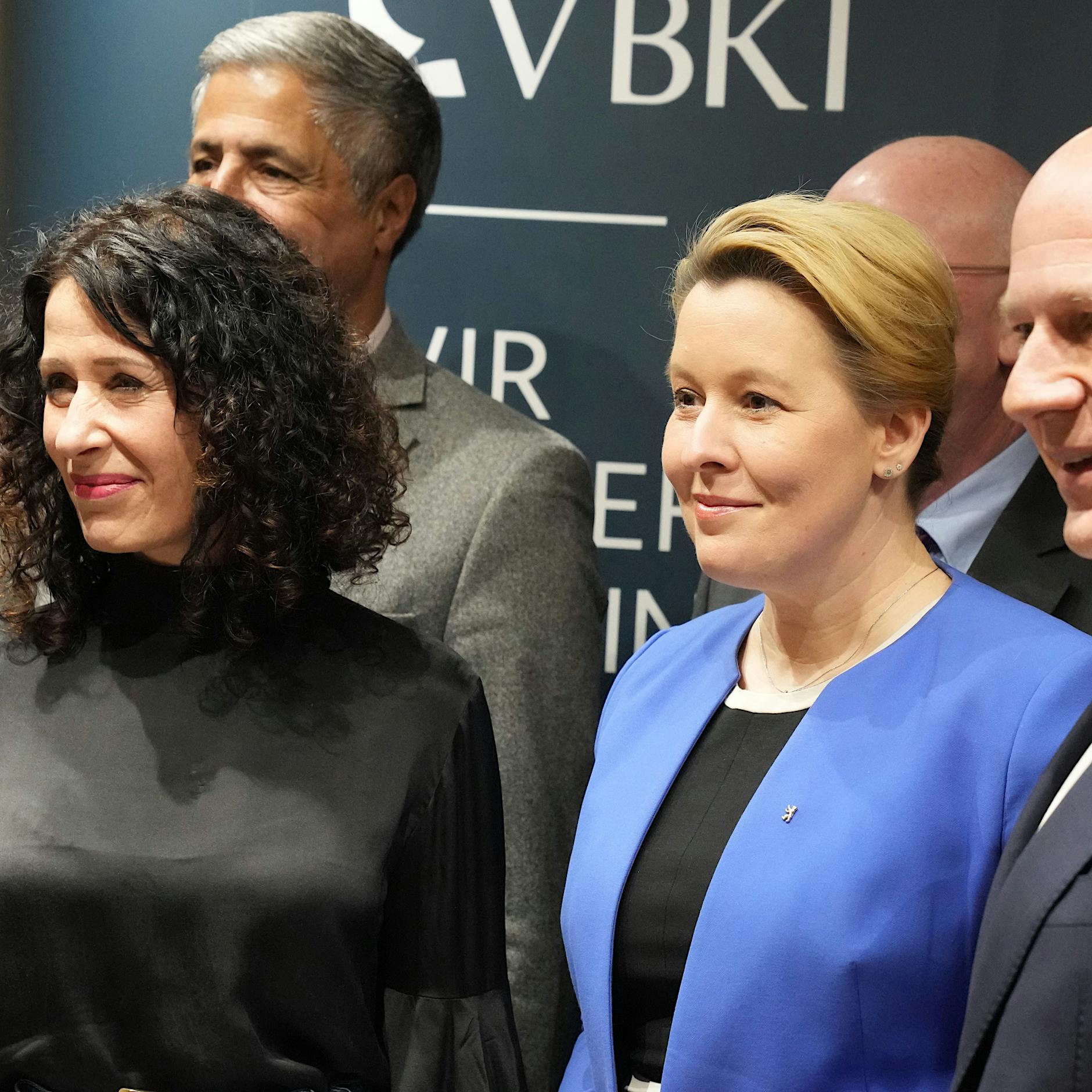 Wenn Berlin eine Firma wäre: Unternehmensberater erklärt, was der neue „CEO“ können muss