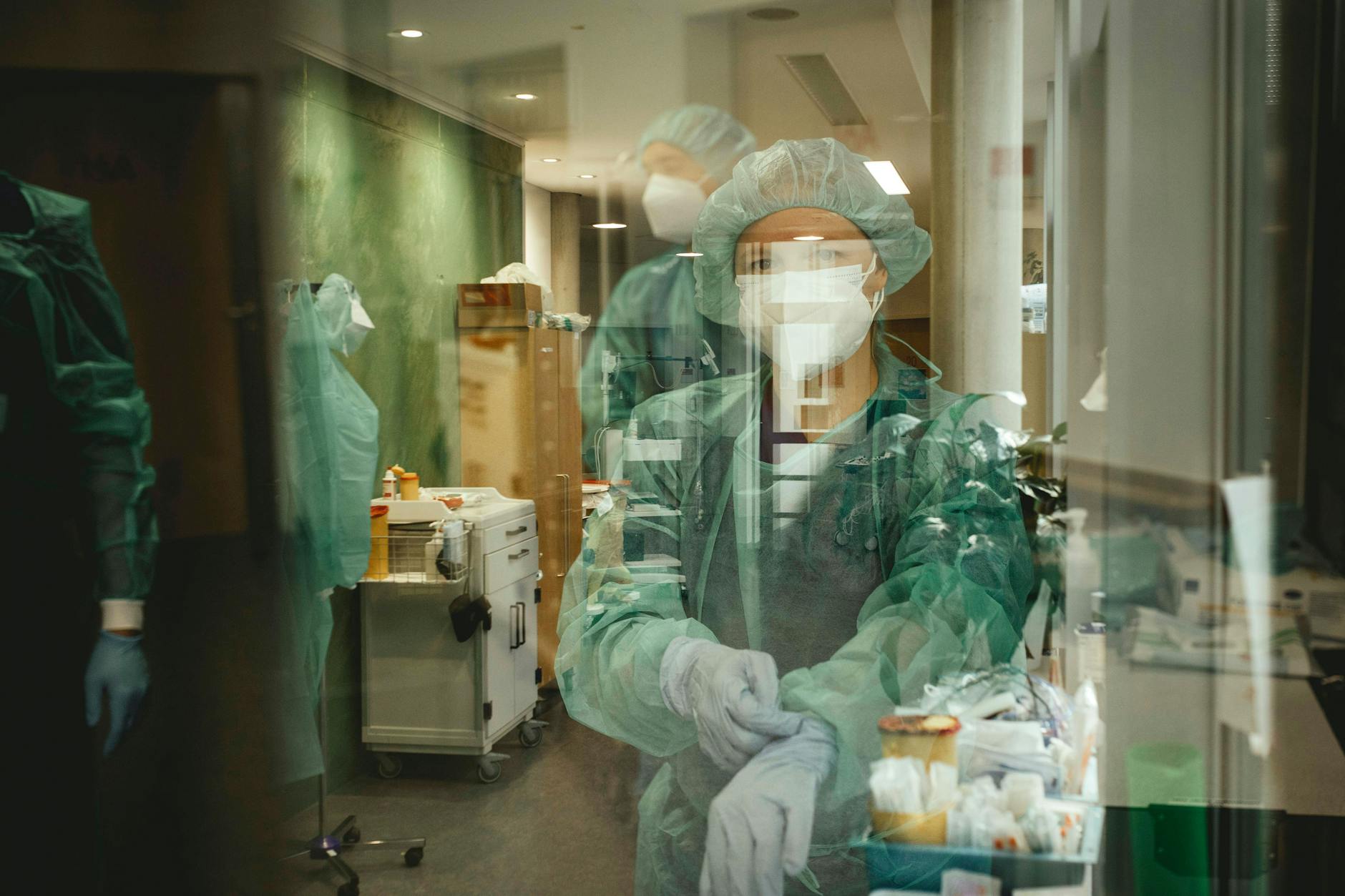 Letztendlich sind es die Ärzte, das Pflegepersonal und die Patienten, die unter den schlechten Bedingung unseres Gesundheitswesens leiden. 