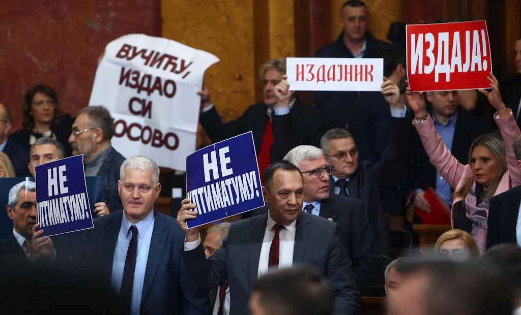Nach Pornokonsum eines Parlamentariers: Serbiens Koalition bröckelt und Vucic ärgert sich