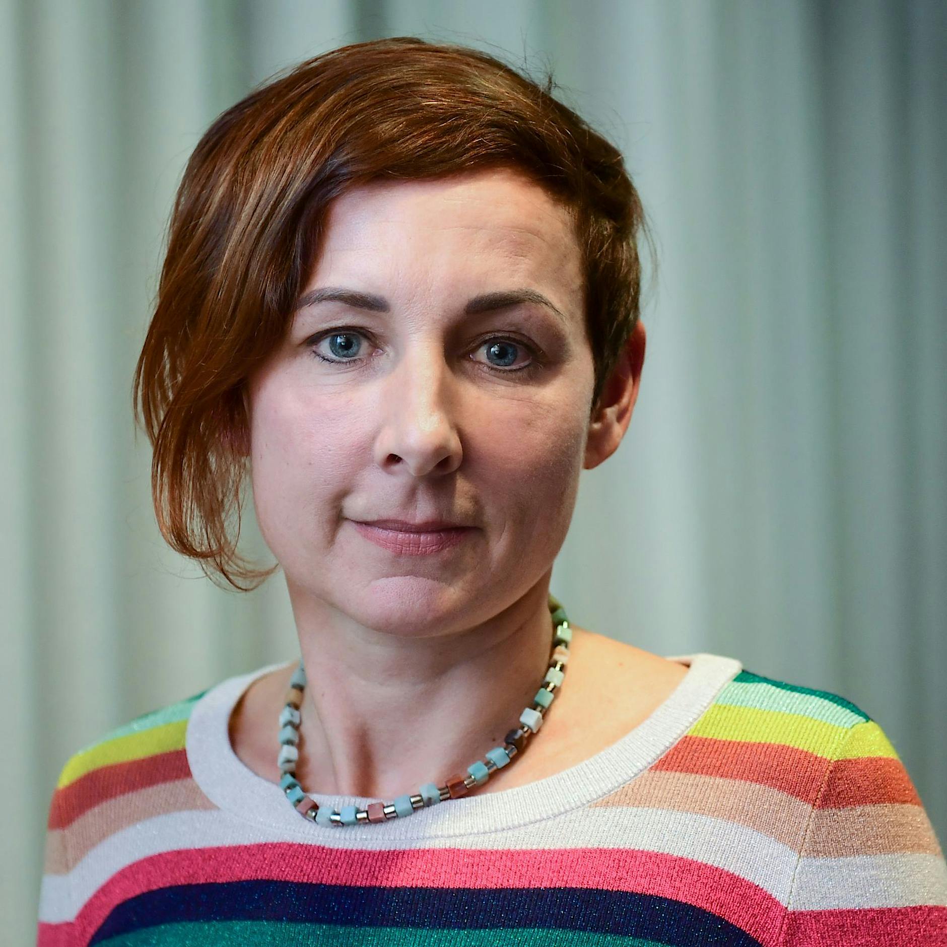 Juli Zehs „Zwischen Welten“: Diskussionen per Mail und Chat