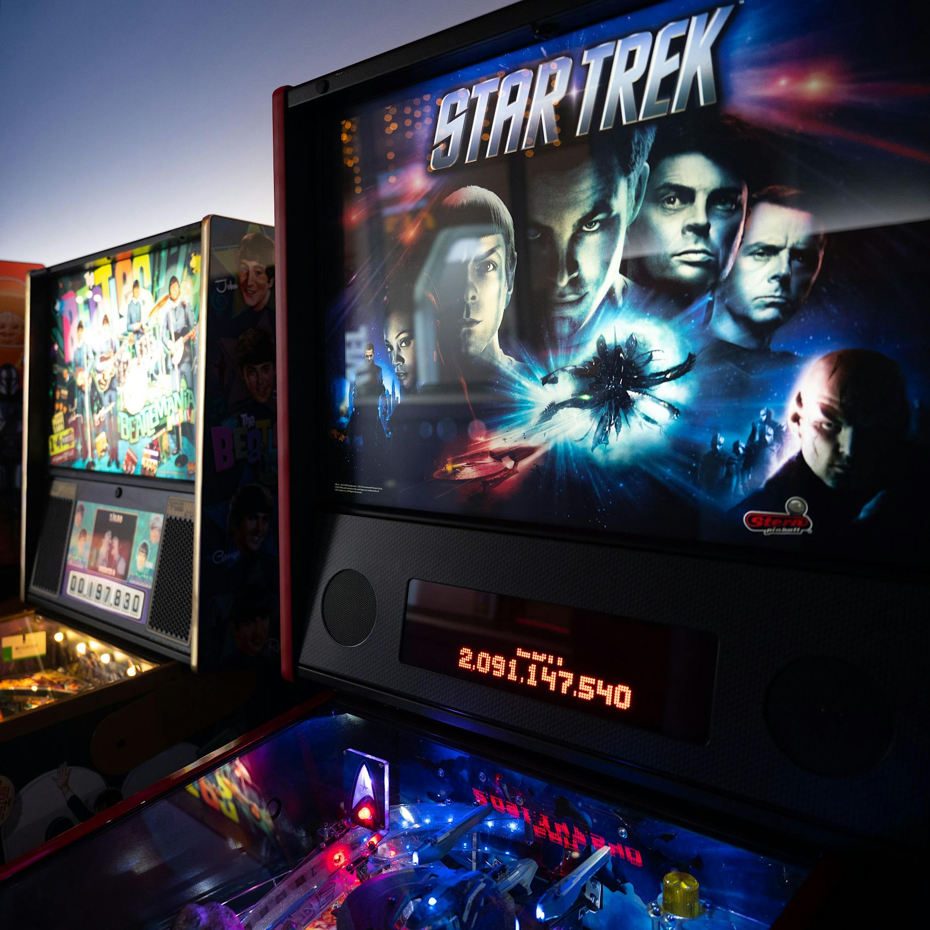 Mit „Pac-Man“, „Pong“ und „Mario Kart“: In einer Spielhalle am Potsdamer Platz zockt man wie in den 80ern