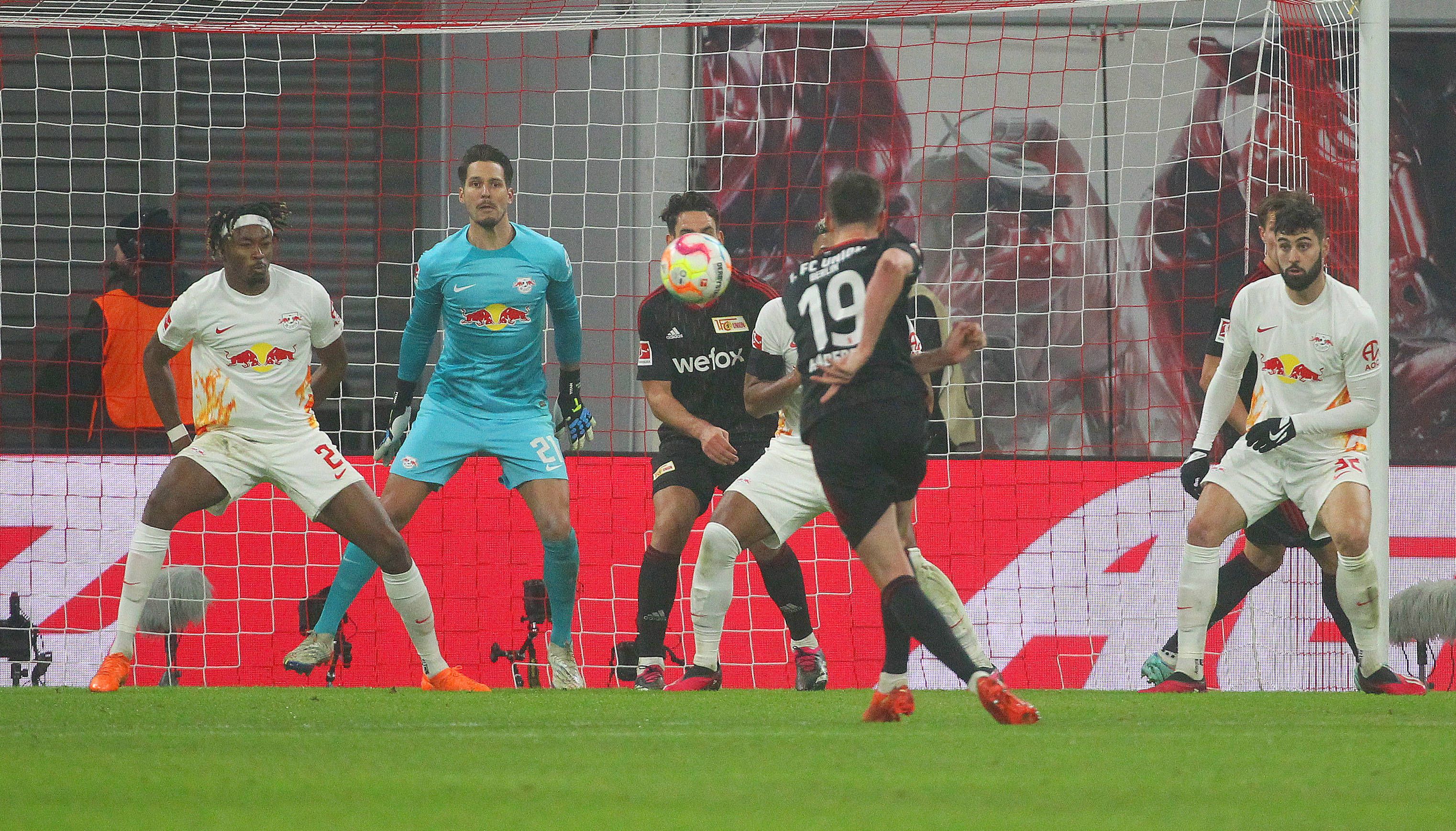 Image - Hallo, Sky, geht’s noch? Beim FC Bayern ist so etwas Weltklasse, beim 1. FC Union und Janik Haberer ein Sonntagsschuss …