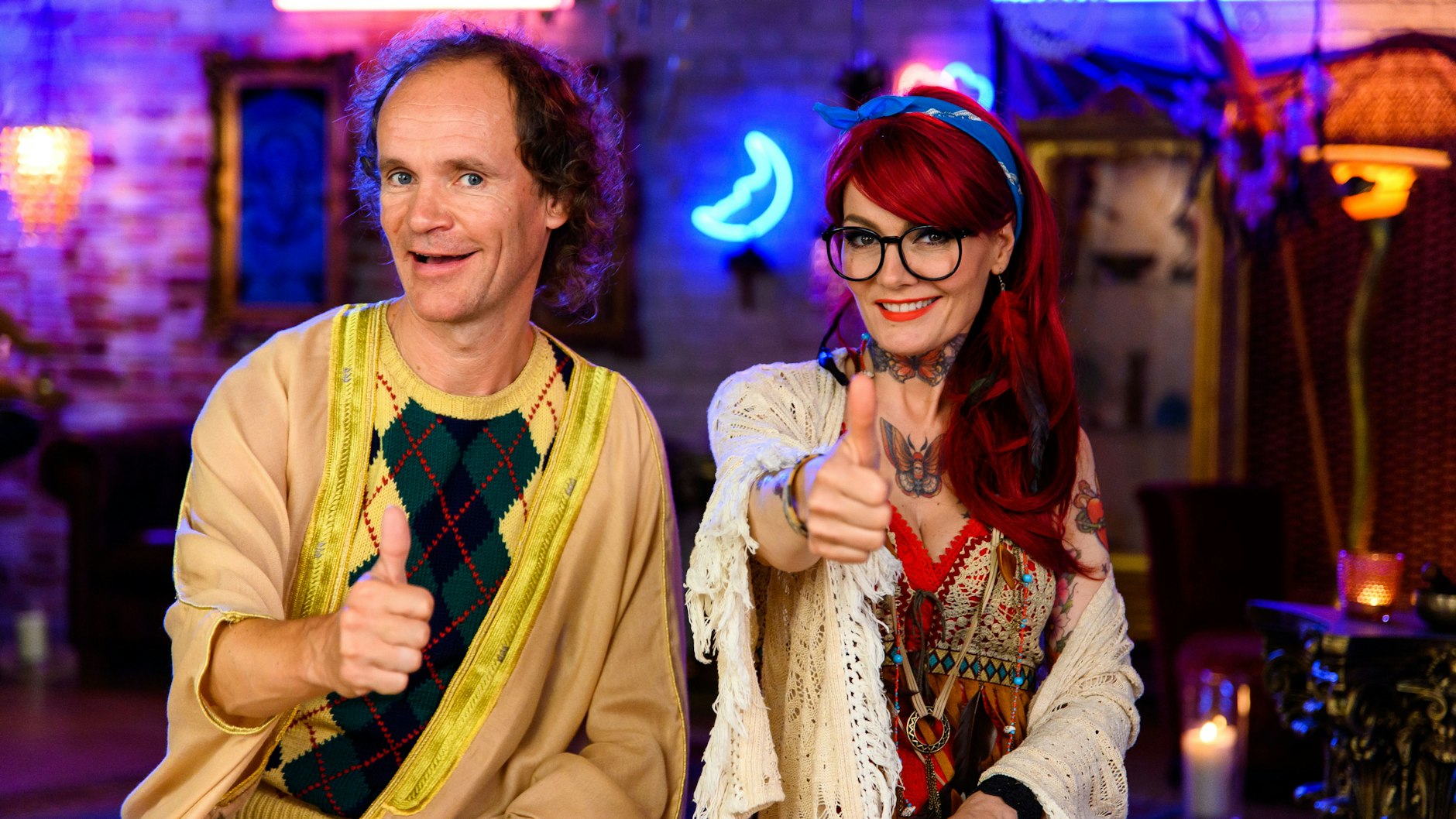 auch Olaf Schubert steht in HILLarious neben Martina Hill vor der Kamera.