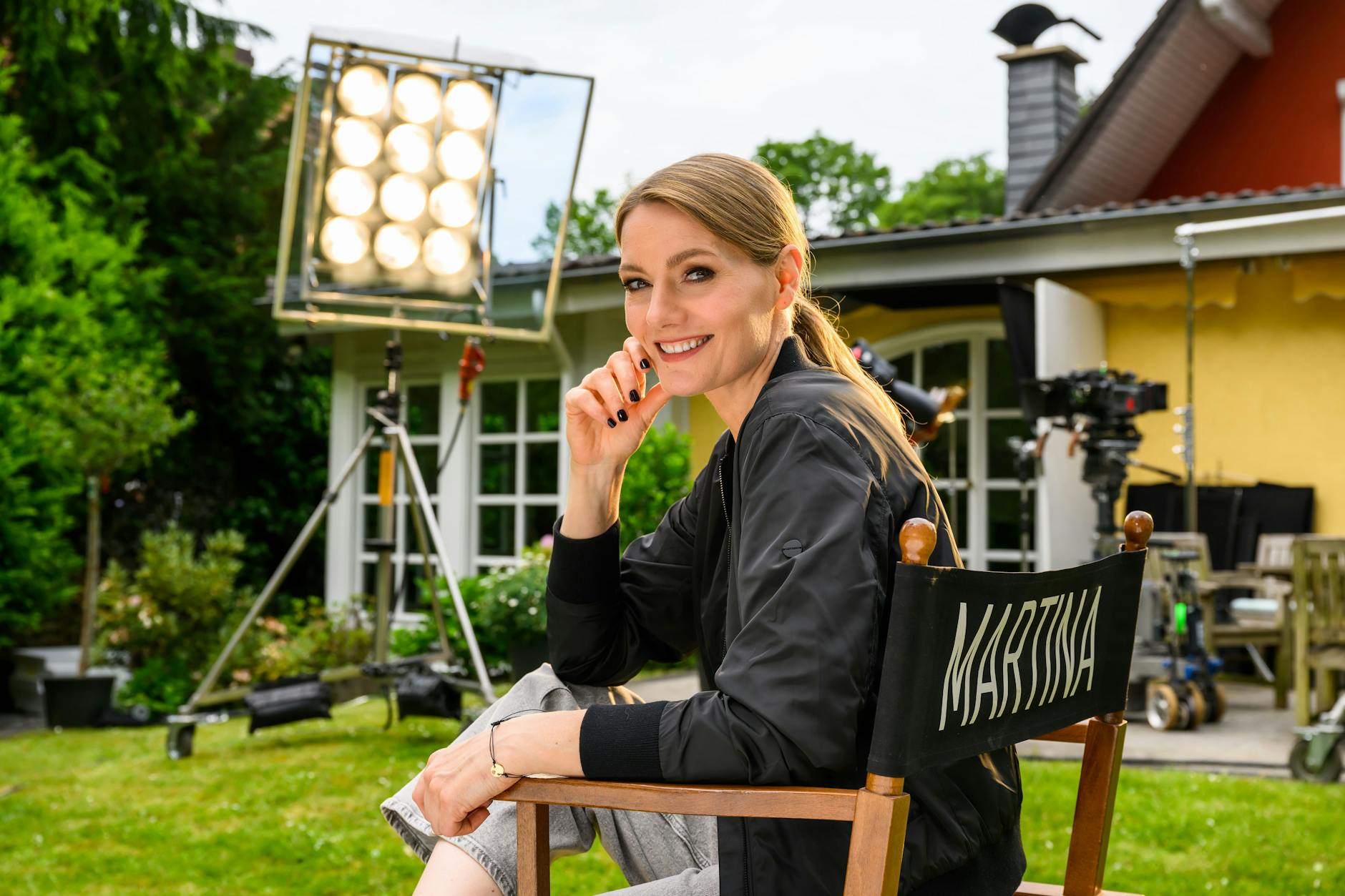 Martina Hill feierte am vergangenen Donnerstag mit ihrer Amazon-Show HILLarious Premiere - doch technisch lief nicht alles glatt...