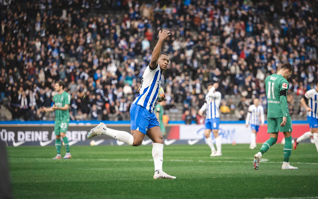 Hertha BSC dreht die Partie gegen Gladbach und feiert endlich mal wieder