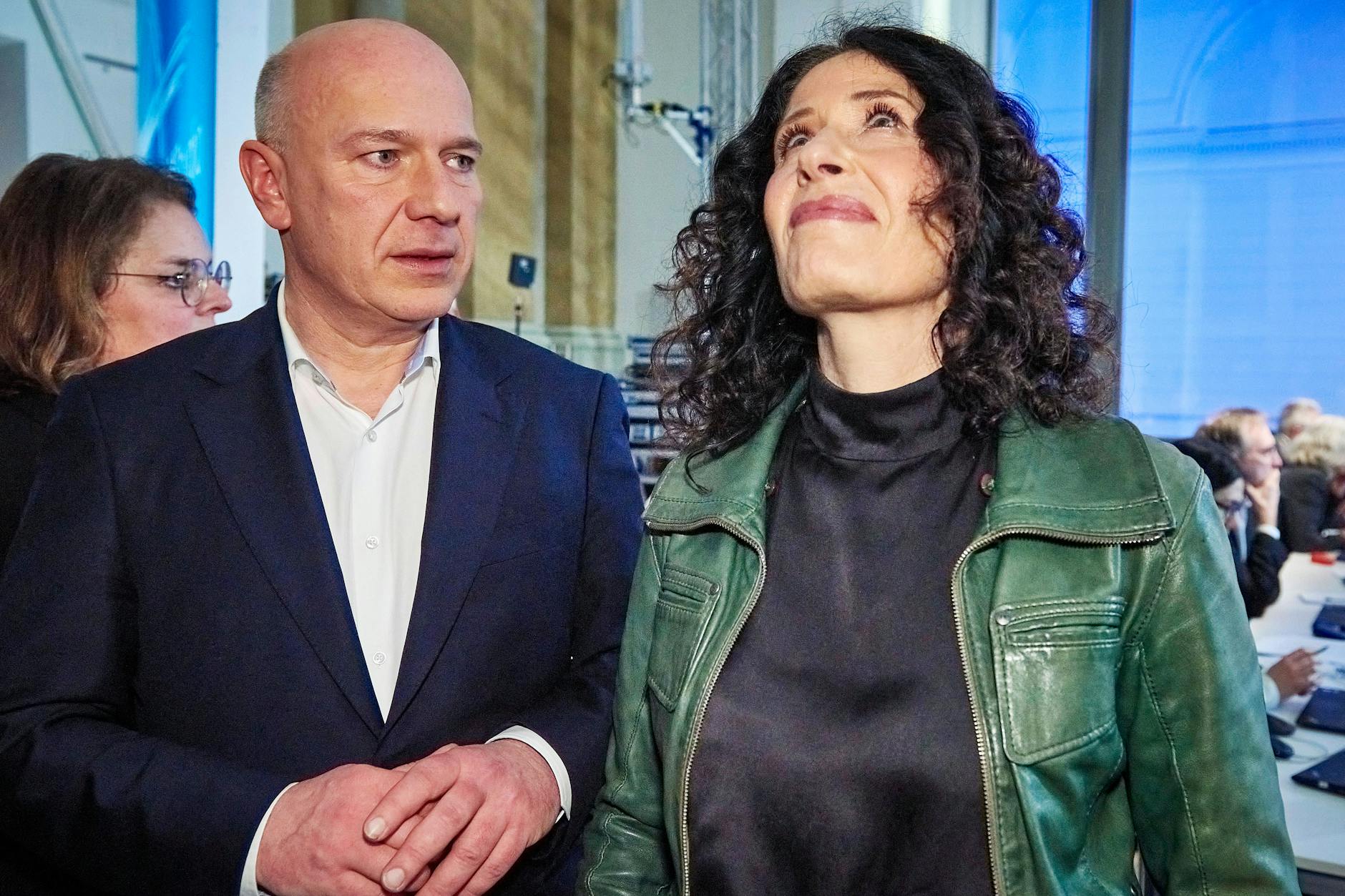 CDU-Wahlsieger Kai Wegner am Wahlabend neben Grünen-Spitzenfrau Bettina Jarasch