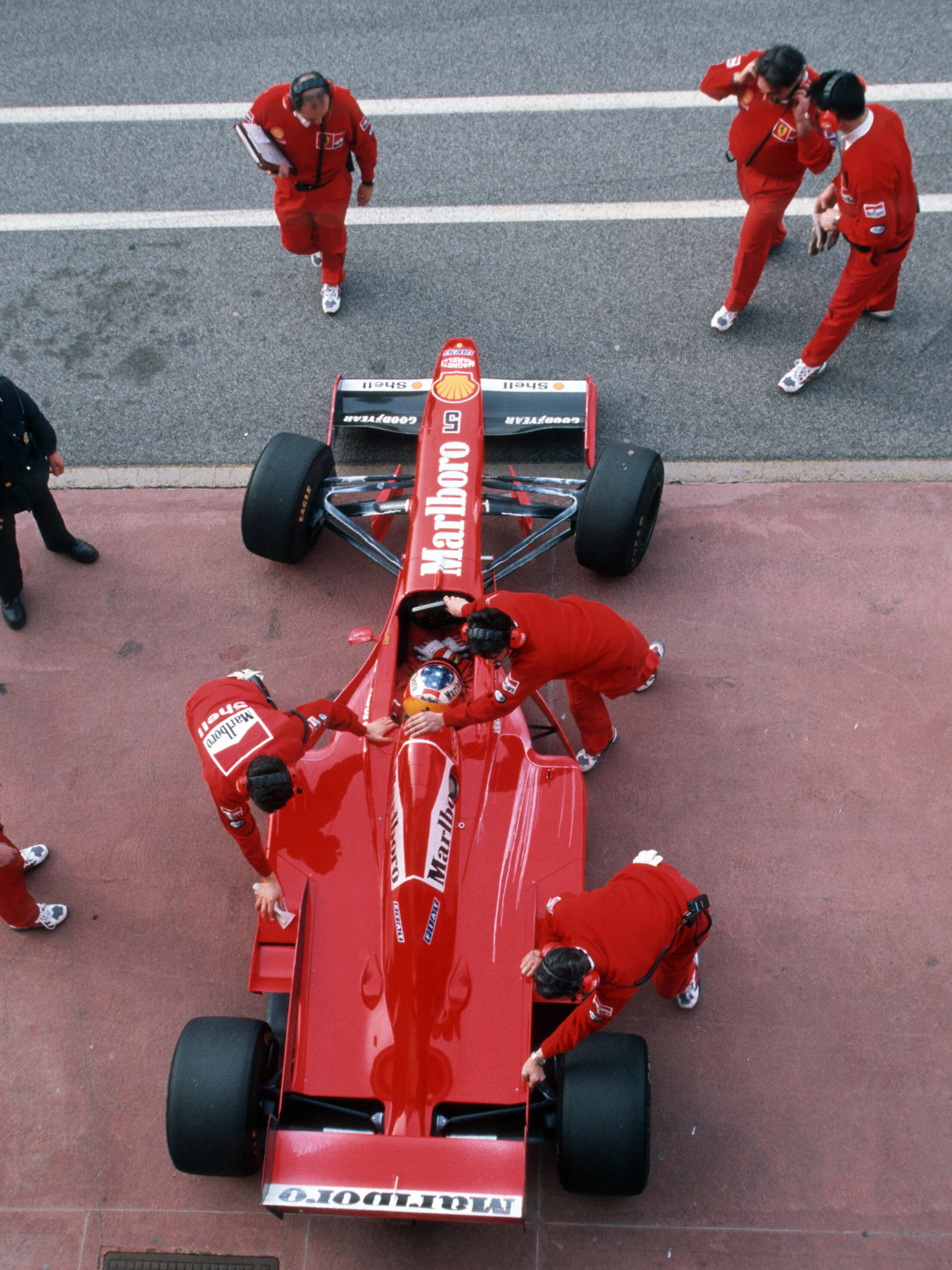 Michael Schuhmacher in der Boxengasse bei der Formel 1 in Melbourne, Australien 1998