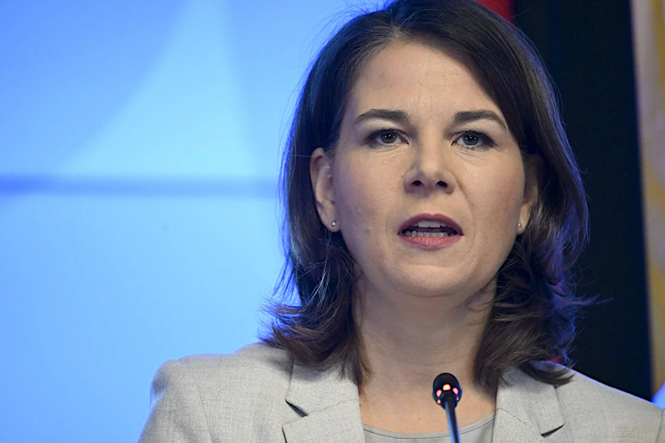 Außenministerin Annalena Baerbock über mögliche Kampfjet-Lieferungen an die Ukraine: „Das ist keine Debatte, die wir führen“.