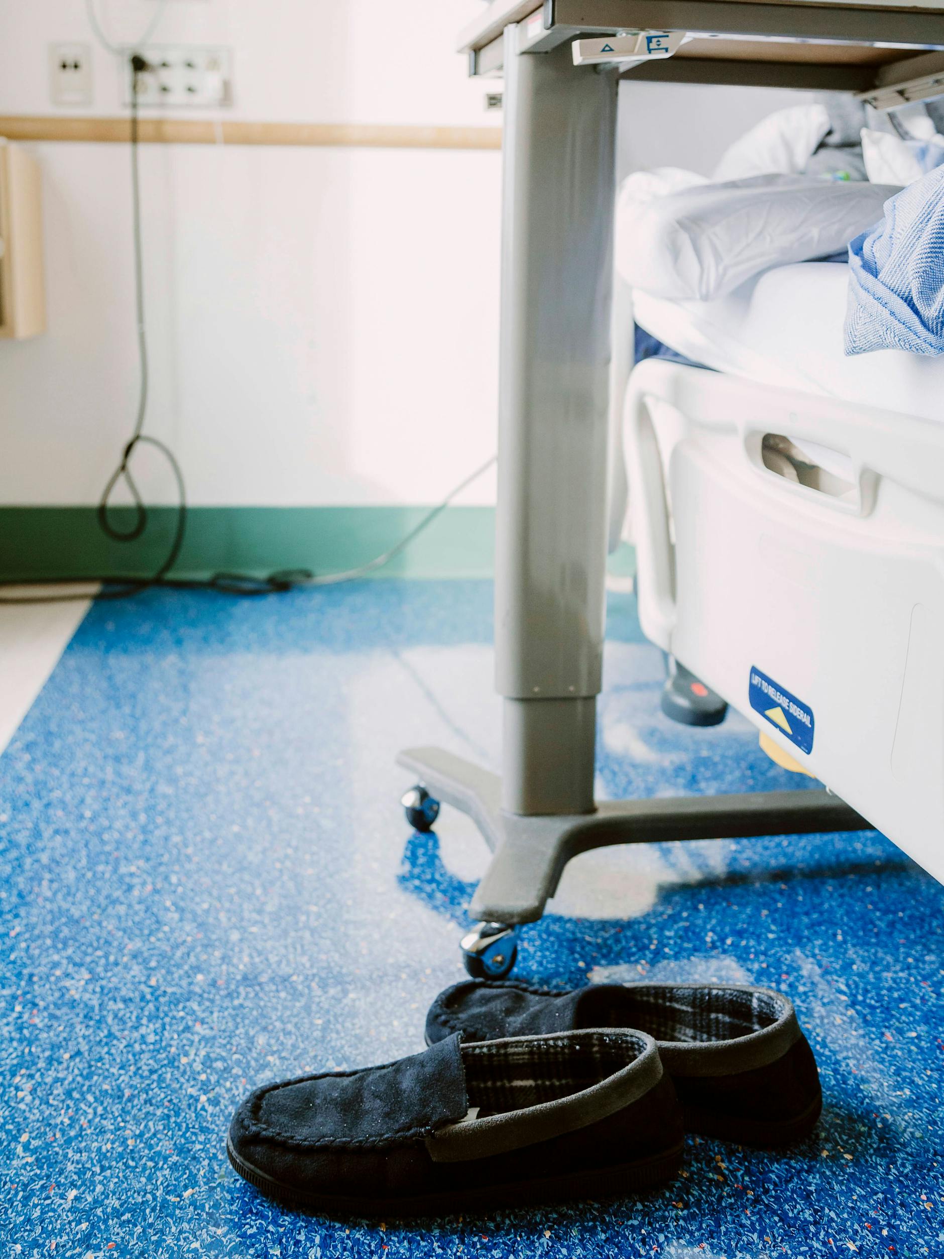 Sie spricht über ihre langjährige Bindung zu Patienten und deren Familien.