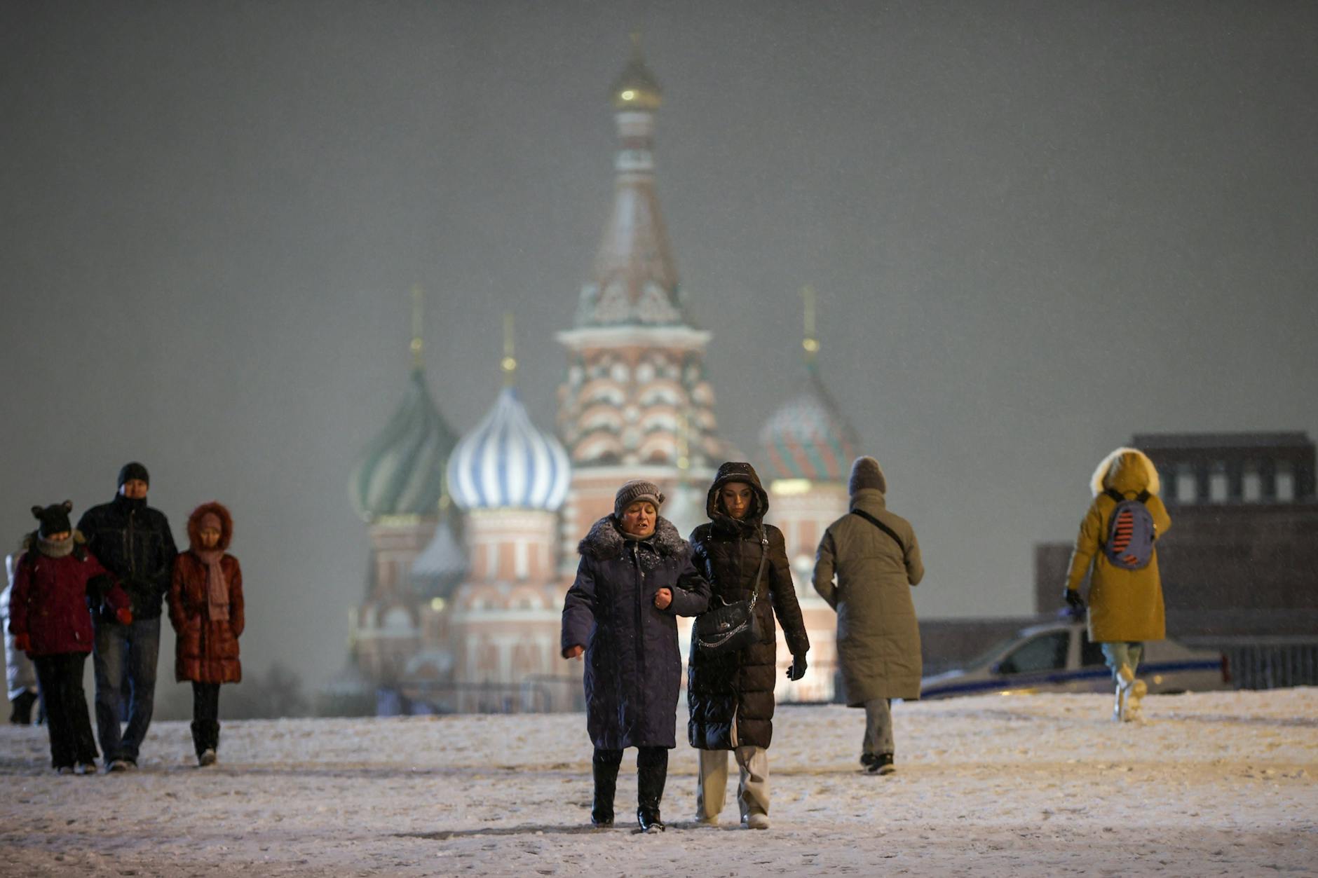 Moskauer Bürger am Roten Platz