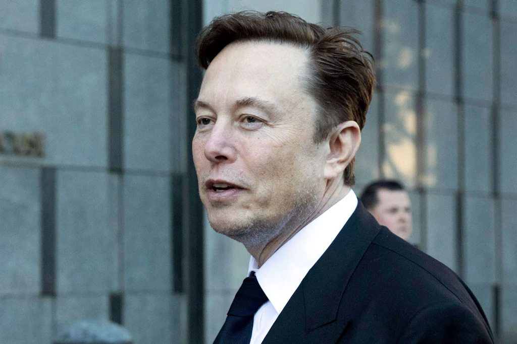 Twitter-Nutzer bekommen massenhaft Tweets von Elon Musk angezeigt