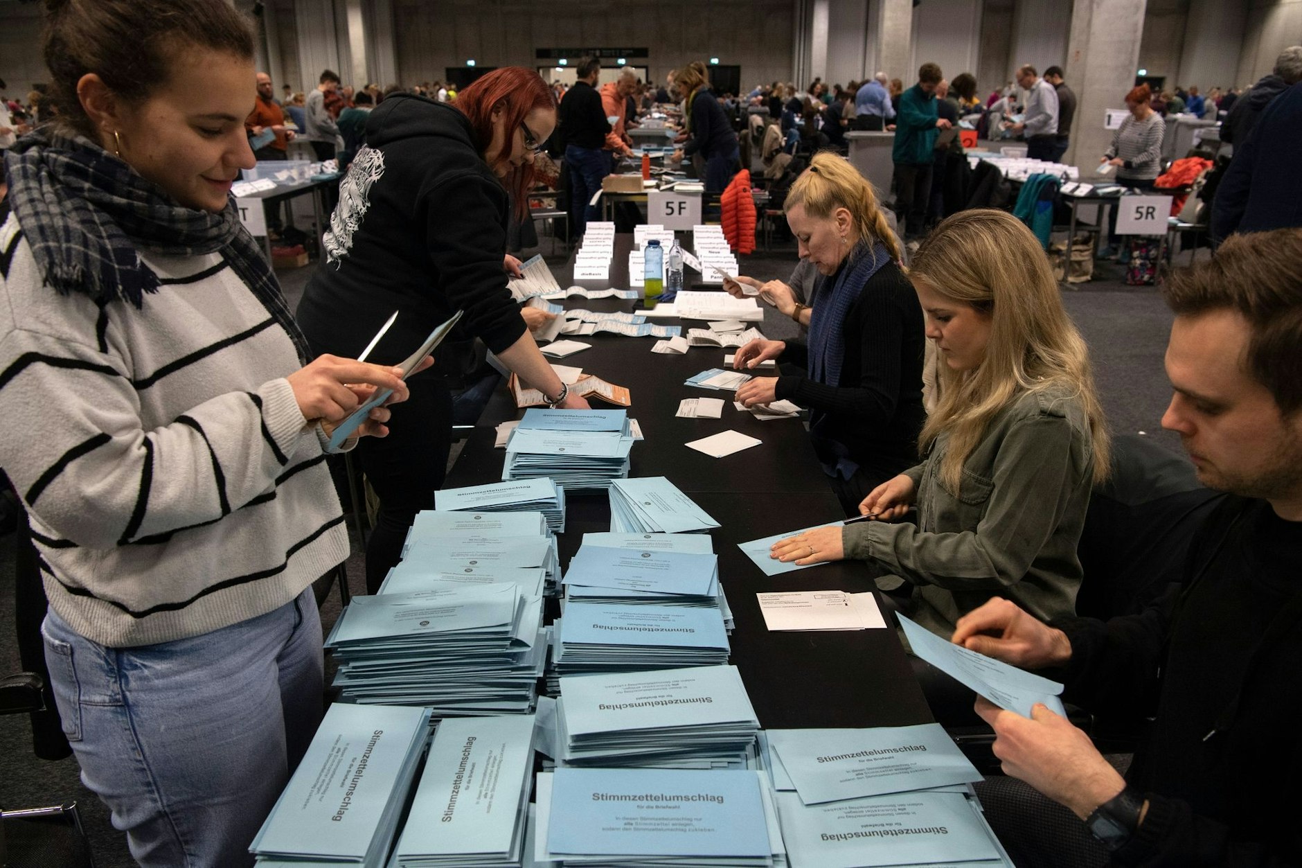 Auszählung der Briefwahlstimmen.&nbsp;