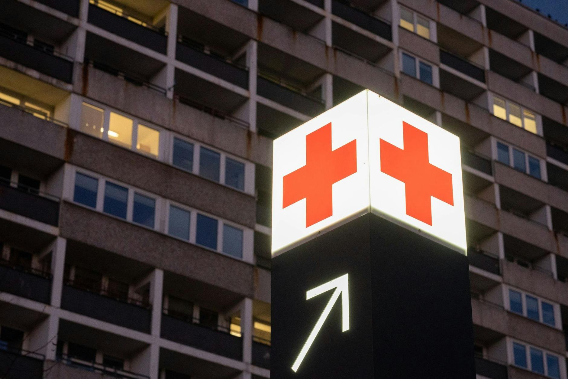 Notaufnahmen deutscher Krankenhäuser sind schon seit vielen Jahren überlastet. Nun soll eine Reform helfen.