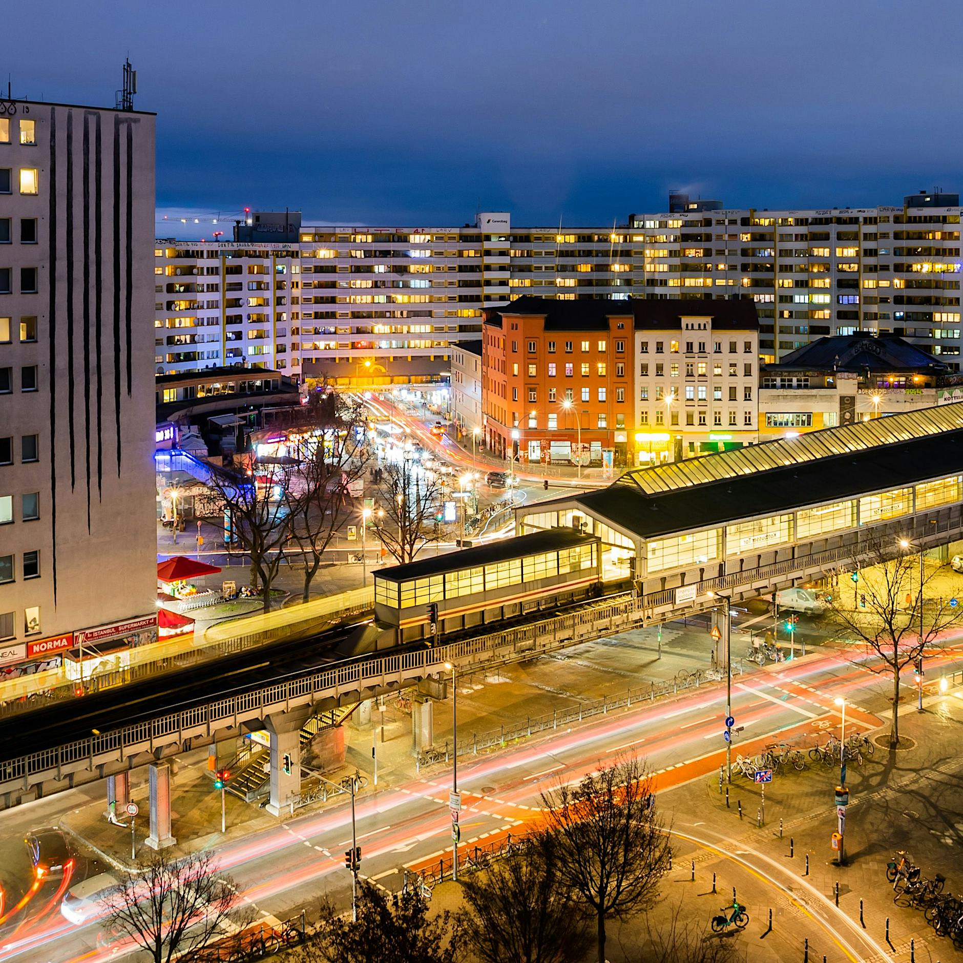 Umstrittene Polizeiwache am Kottbusser Tor wird heute eröffnet