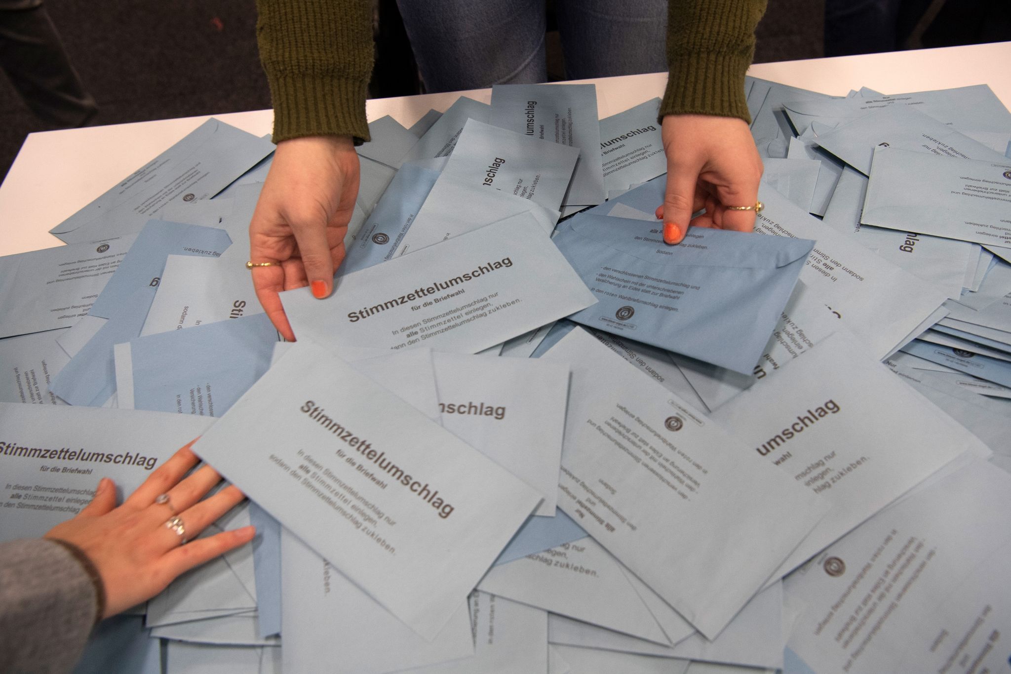 Offenbar neue Wahl-Panne nach Berlin-Wahl in Kreuzberg aufgetaucht: Stimmen zwischen DIESEN Parteien vertauscht – DIESE Folgen drohen jetzt!