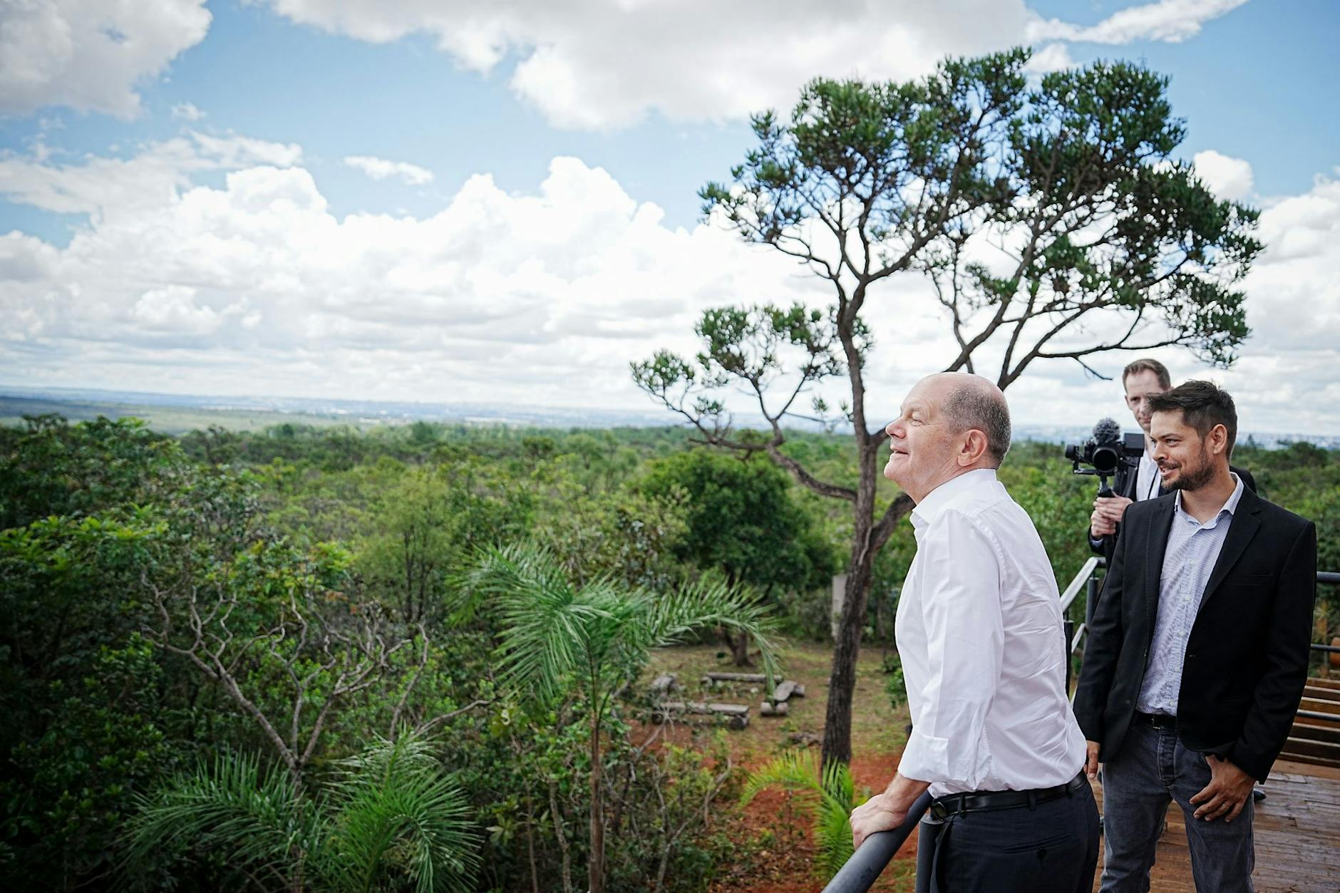 Bundeskanzler Olaf Scholz besucht zum Abschluss seiner Lateinamerika-Reise den Cerrado-Nationalpark in Brasiliens Hauptstadt Brasília.